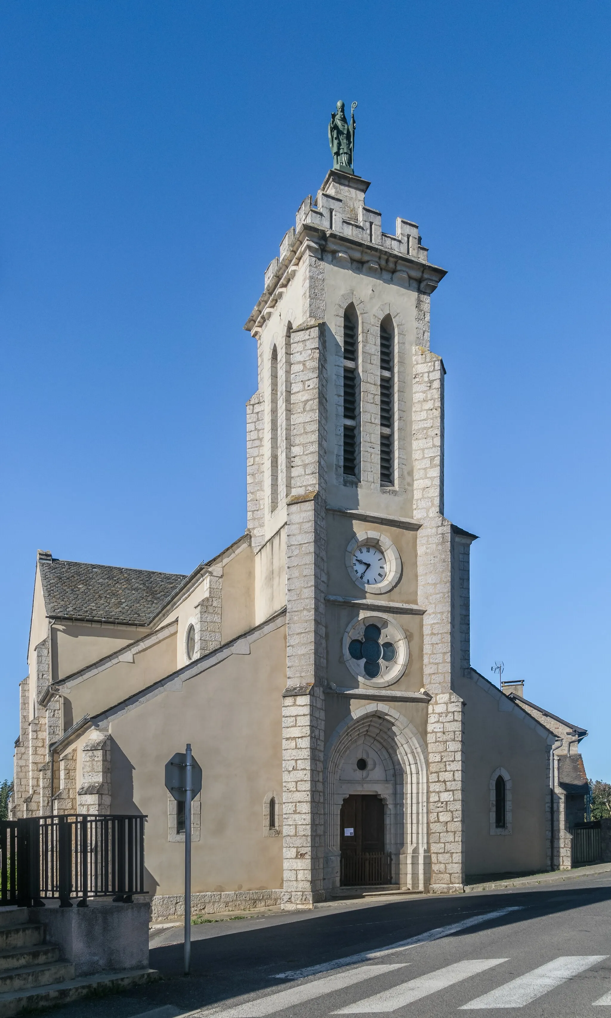 Photo showing: Saint Martin Church in Le Massegros, Lozère, France