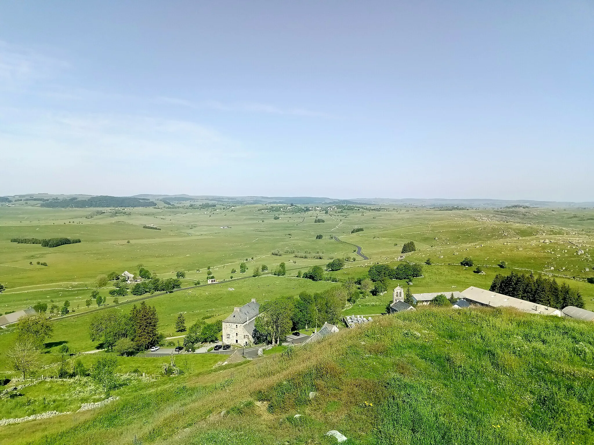 Photo showing: Paysage depuis le rocher de Marchastel, Marchastel, Lozère, France