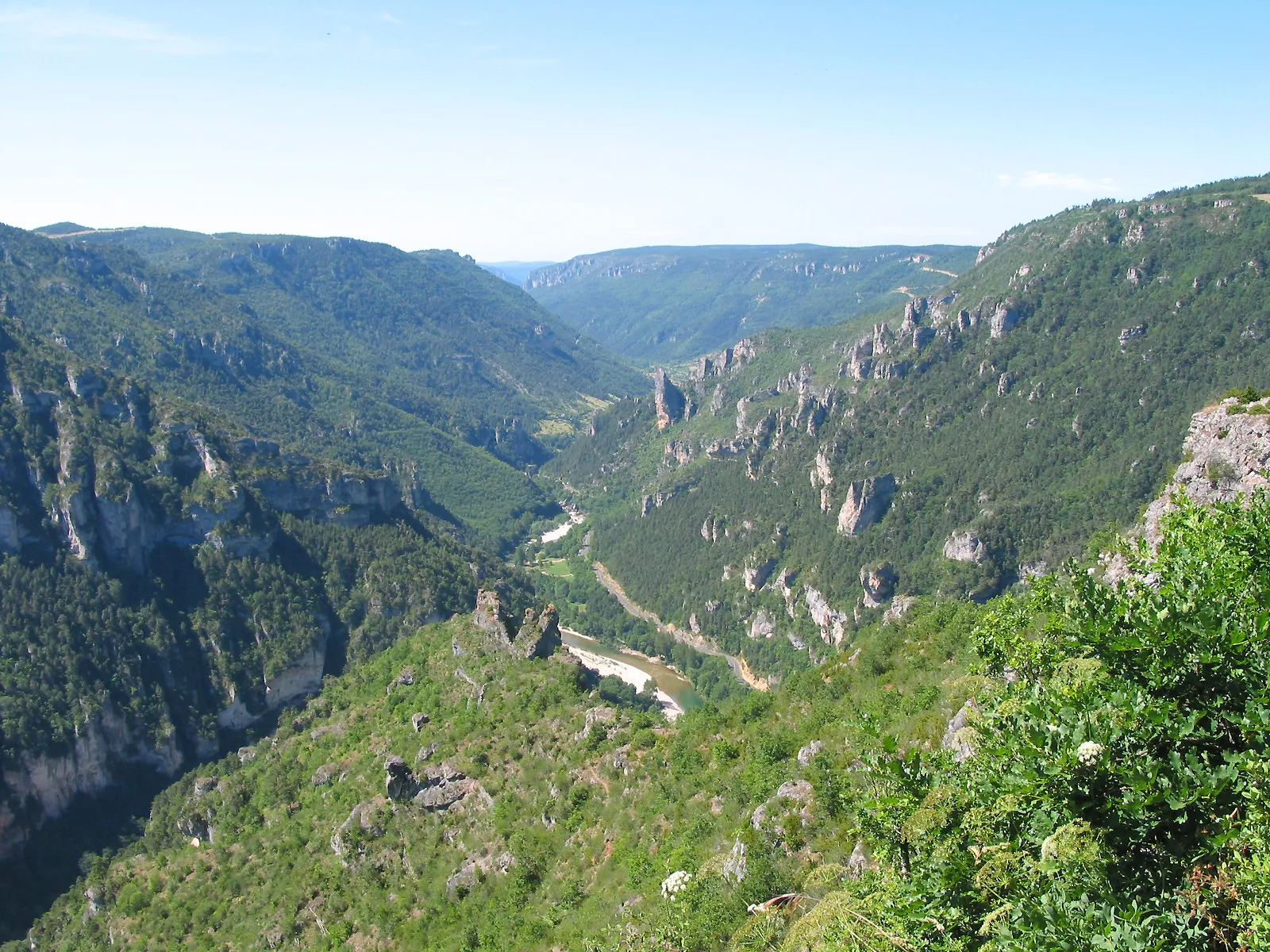 Photo showing: Saint-Georges-de-Lévéjac Lozère - France, the gorges du Tarn seen from the point sublime.