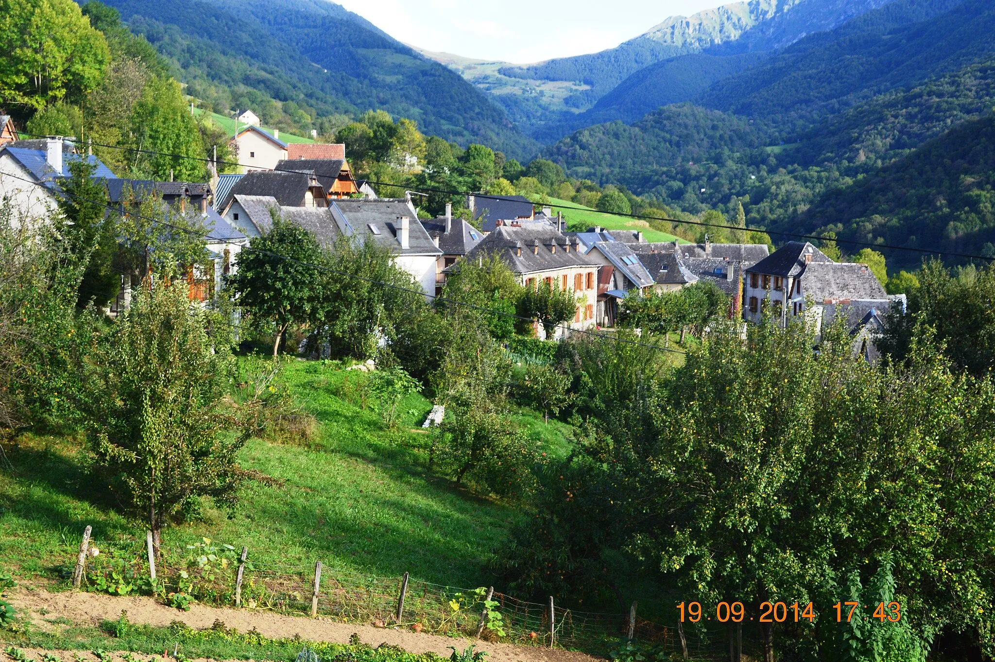 Photo showing: Arrien-en-Bethmale, Ariège, France - View of the Village.