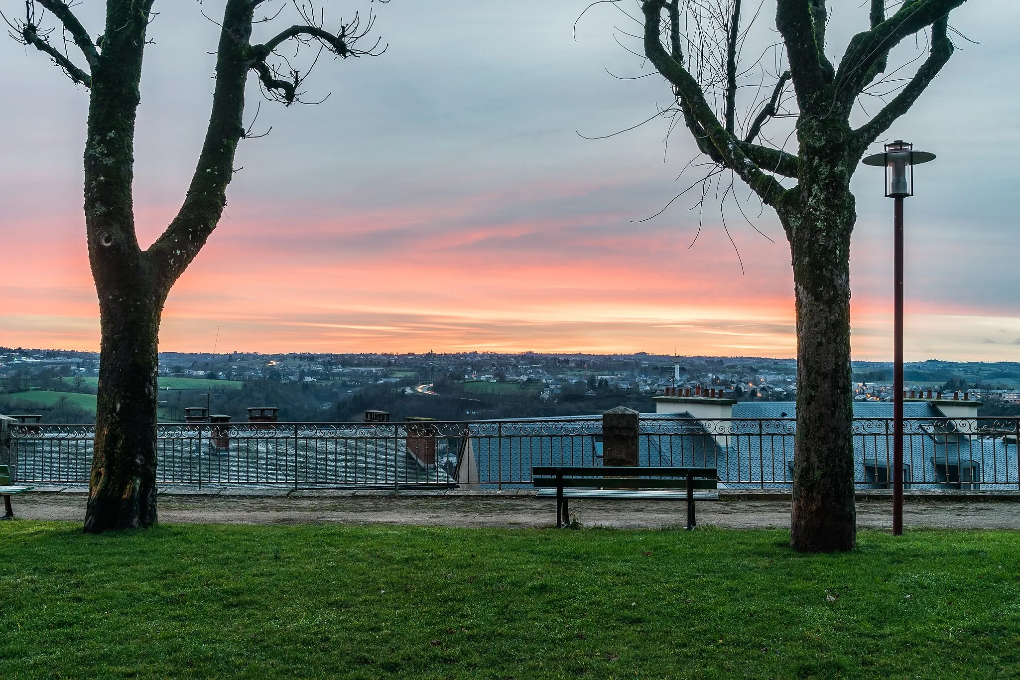 Photo showing: View from terrace of Palais de Justice de Rodez, Aveyron, France