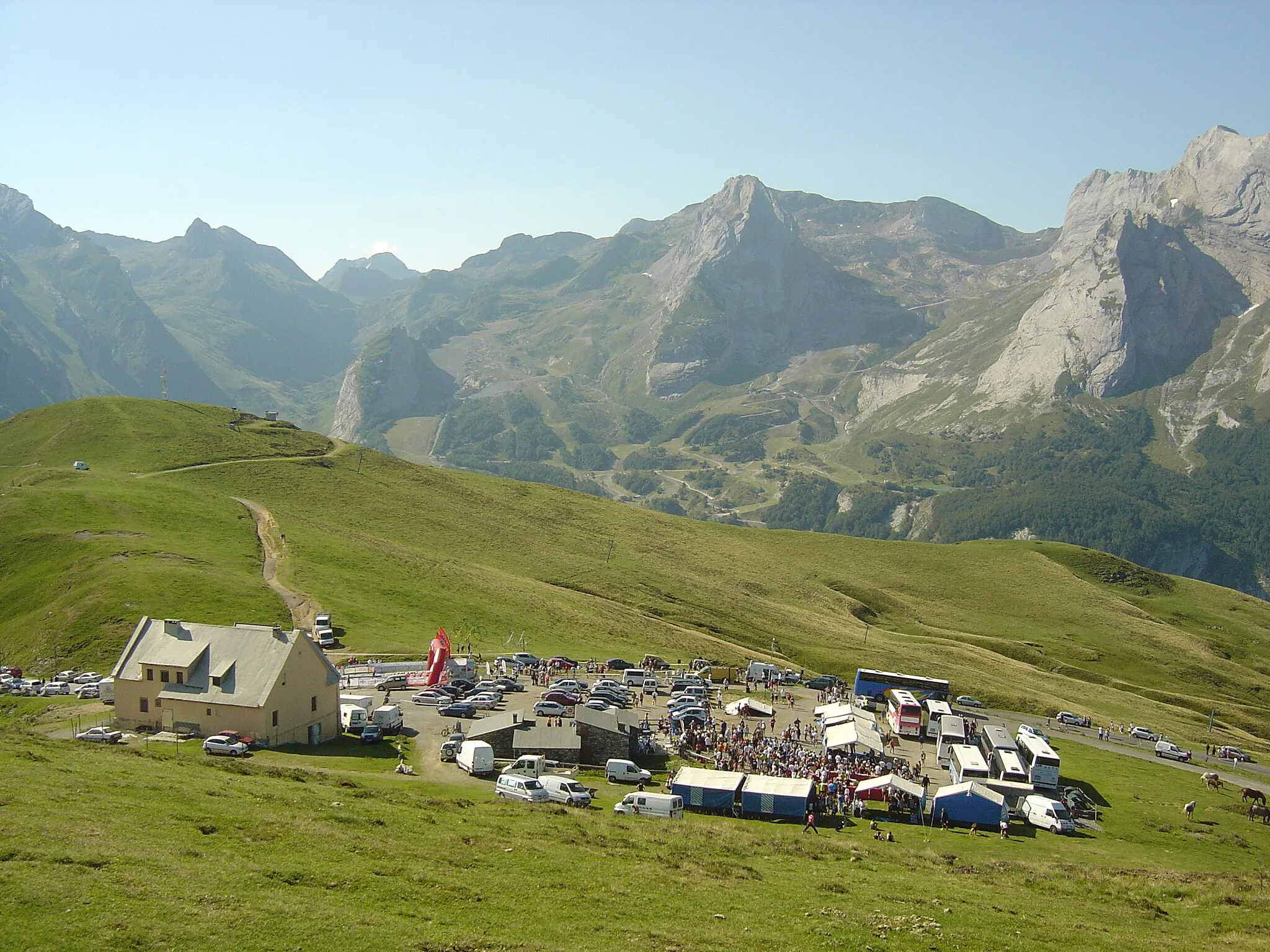 Photo showing: Le col d'Aubisque le jour de la montée de l'Aubisque (course de montagne) le 23-08-2009