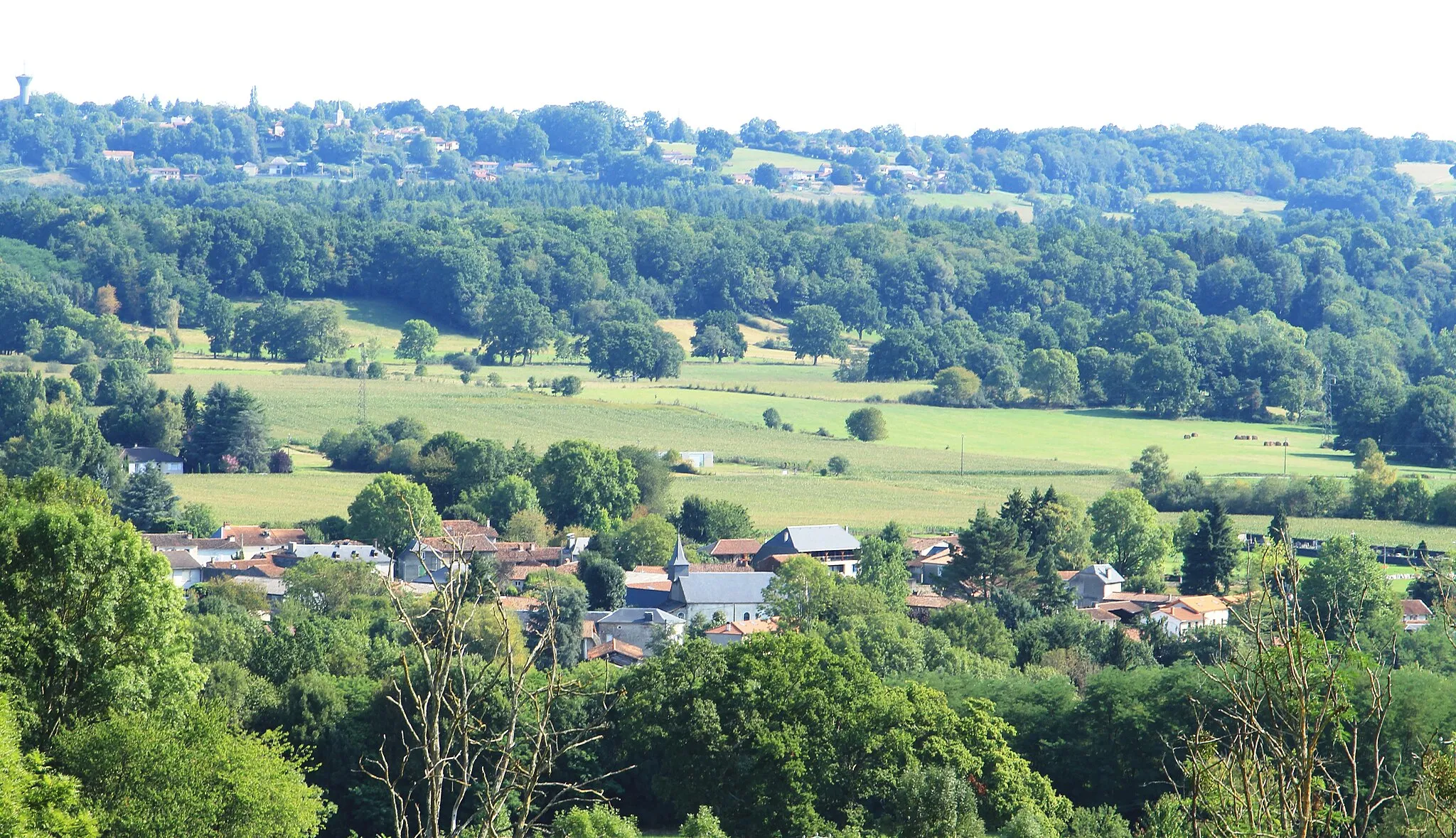 Photo showing: Anères (Hautes-Pyrénées)