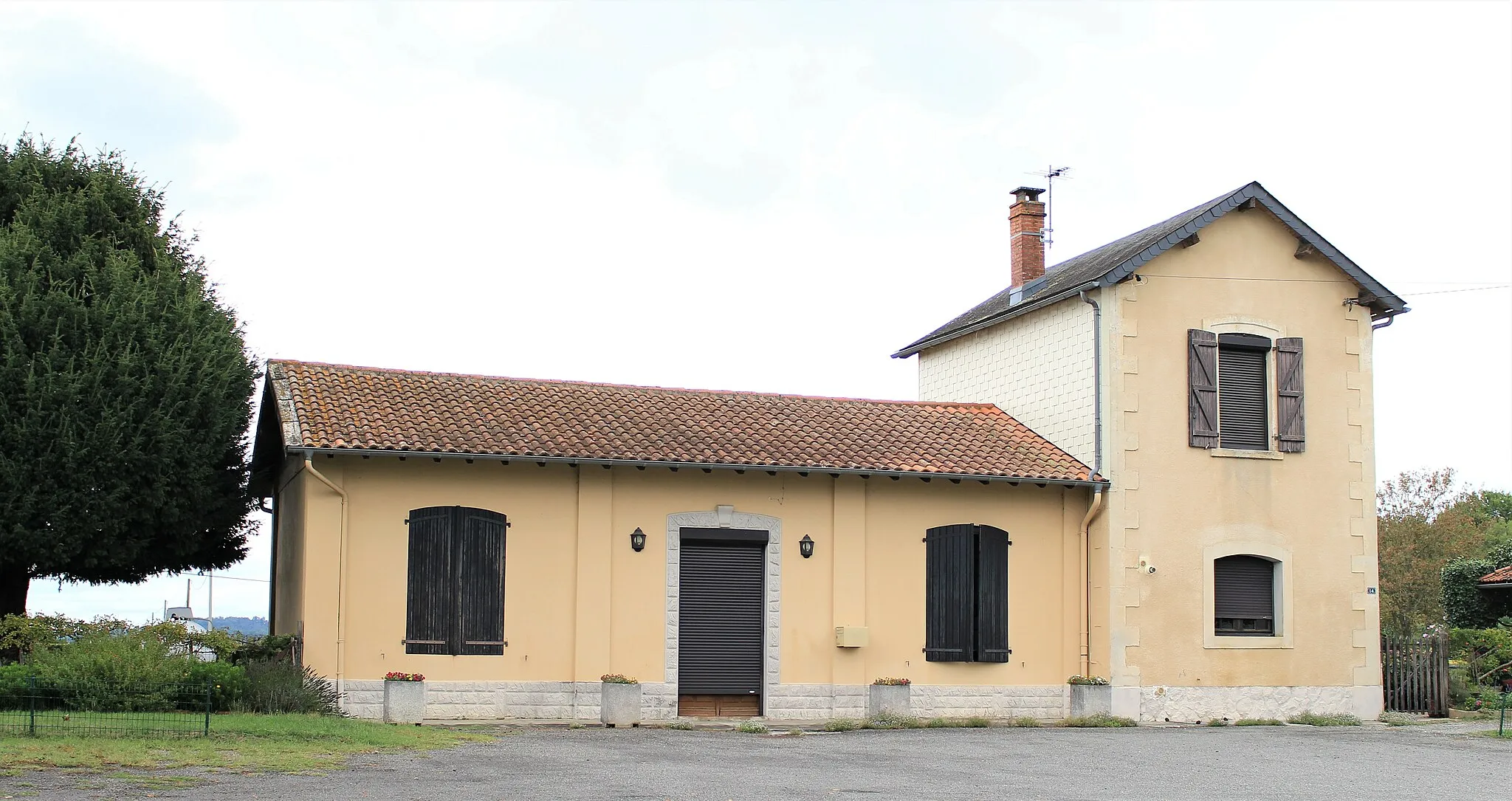 Photo showing: Gare de Rabastens-de-Bigorre (Hautes-Pyrénées)