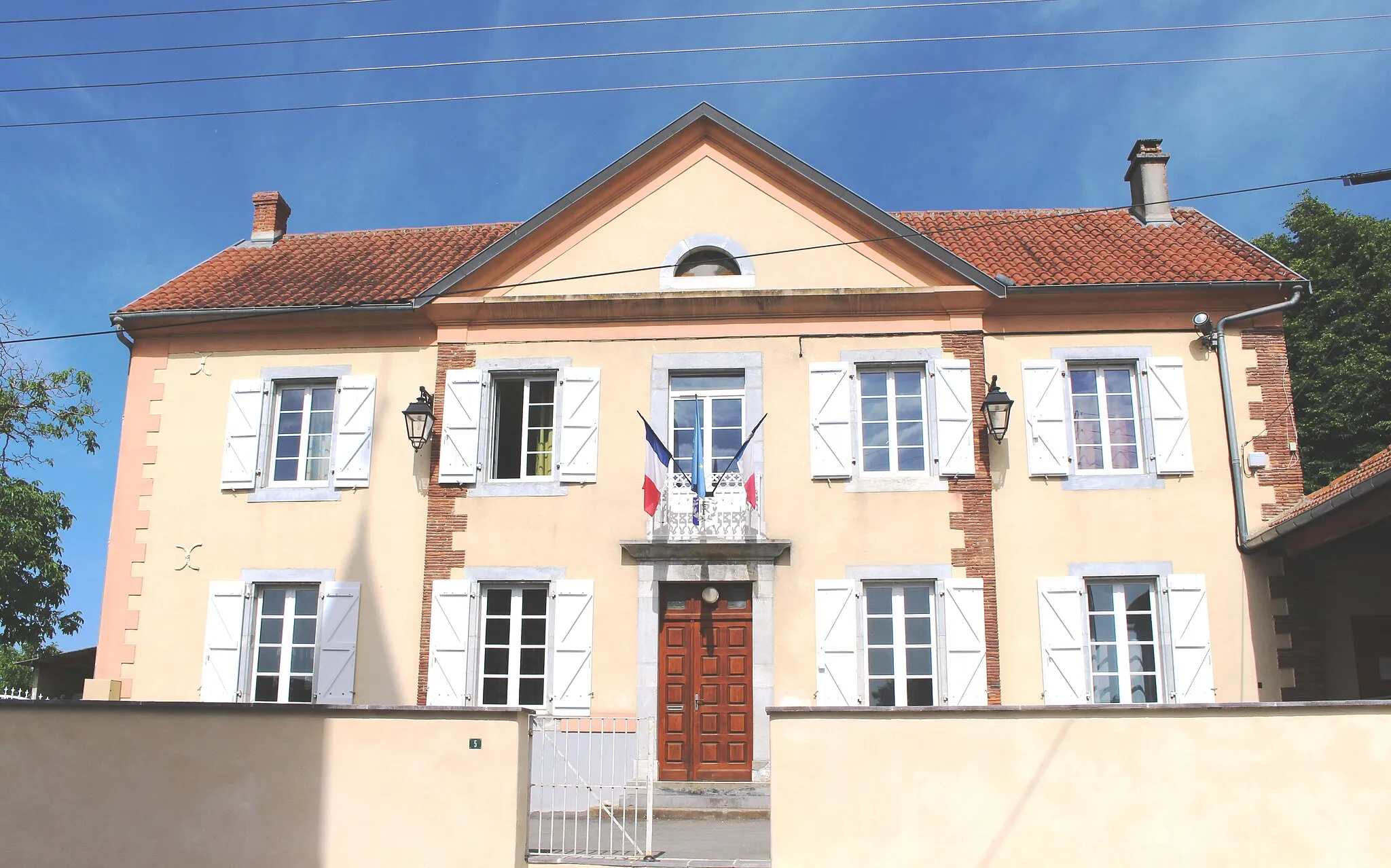 Photo showing: Mairie de Castelvieilh (Hautes-Pyrénées)