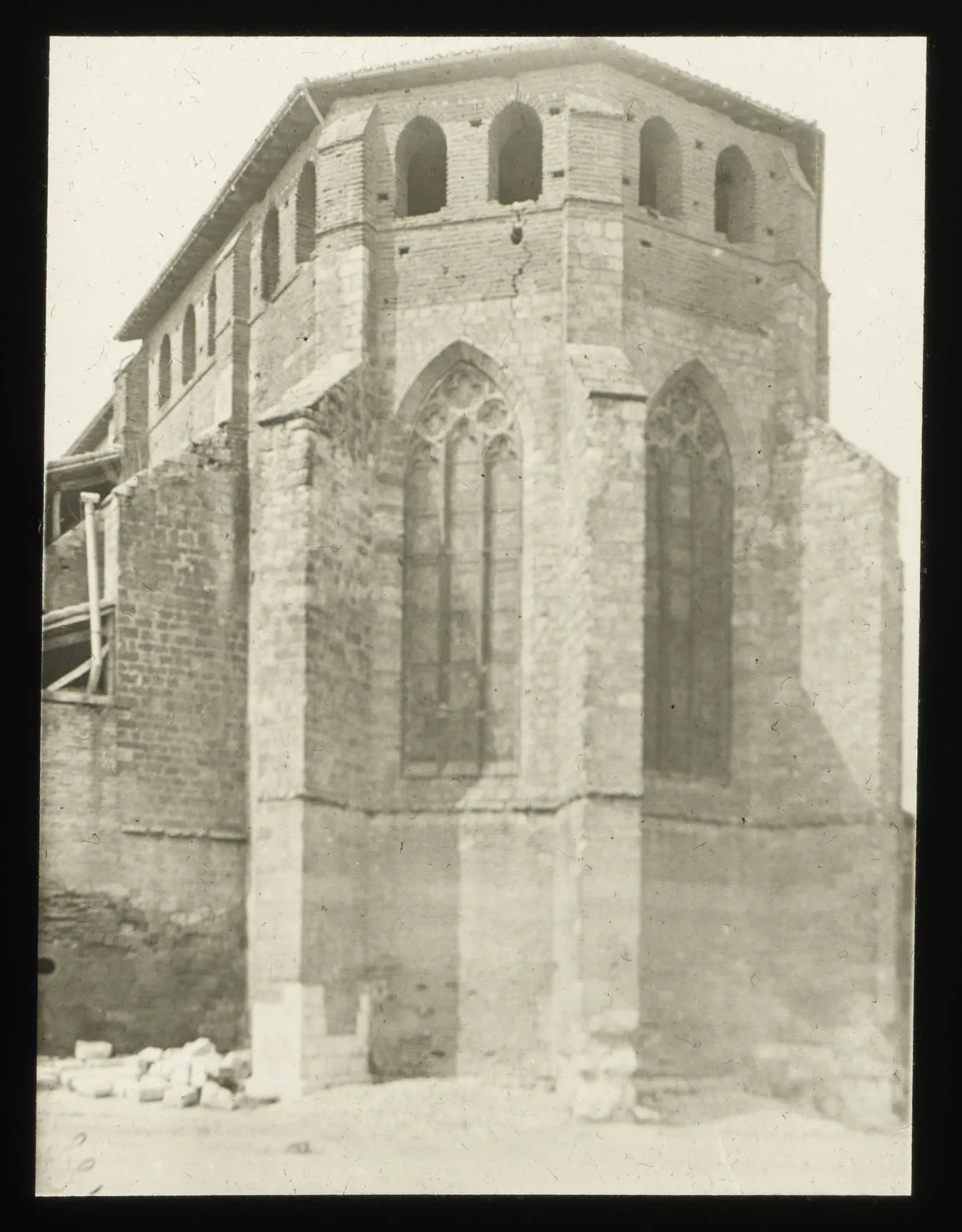 Photo showing: Église Saint-Laurent de Fleurance; M. H.