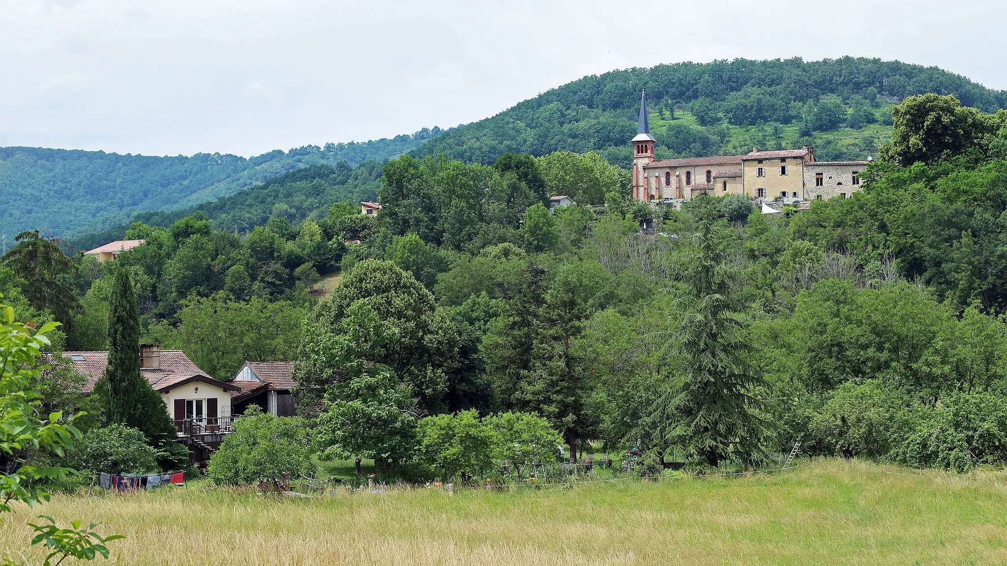 Photo showing: Le village de Carla de Roquefort (09)