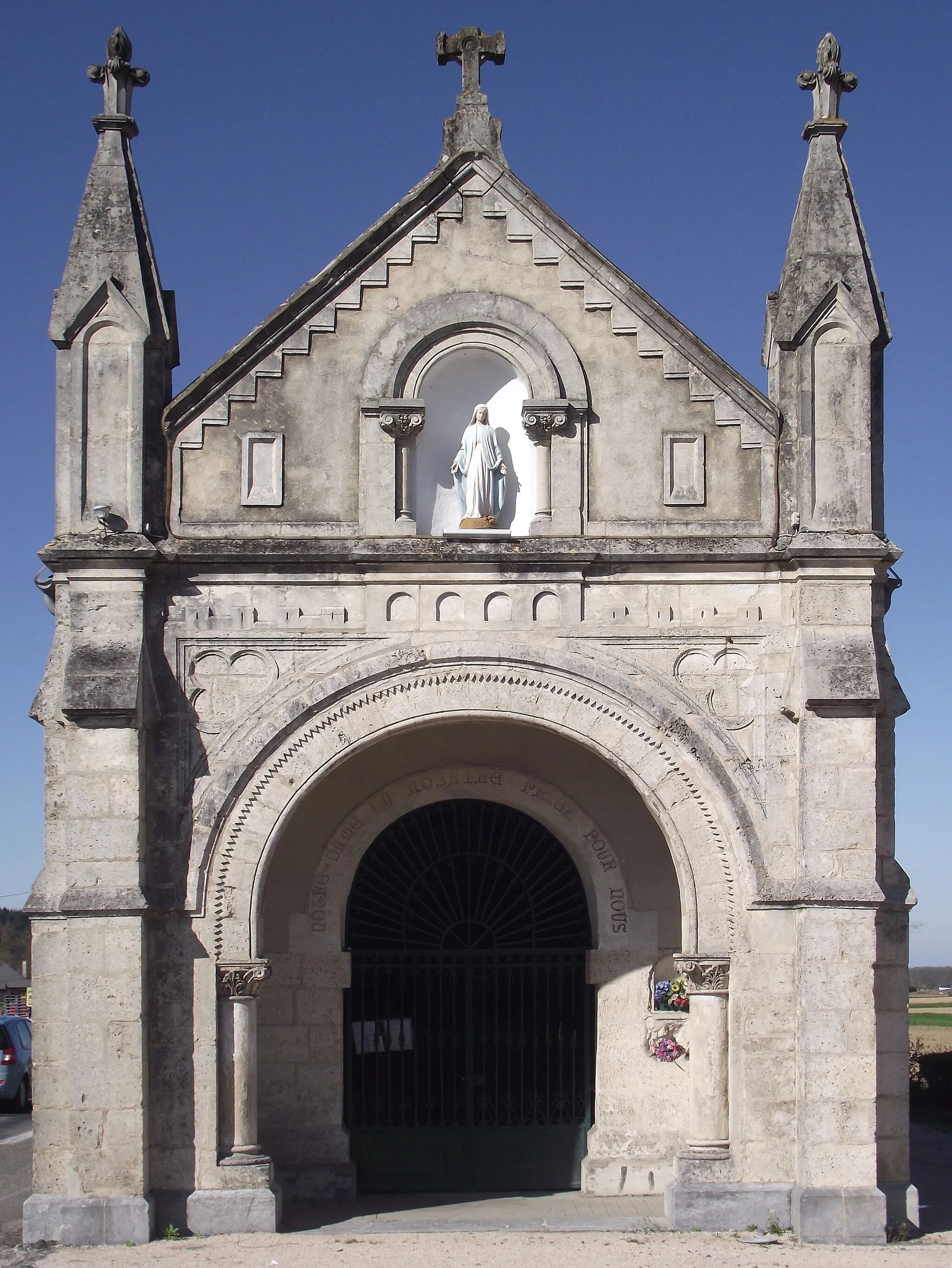 Photo showing: Chapelle du Rosaire (Adé, Hautes-Pyrénées, France)