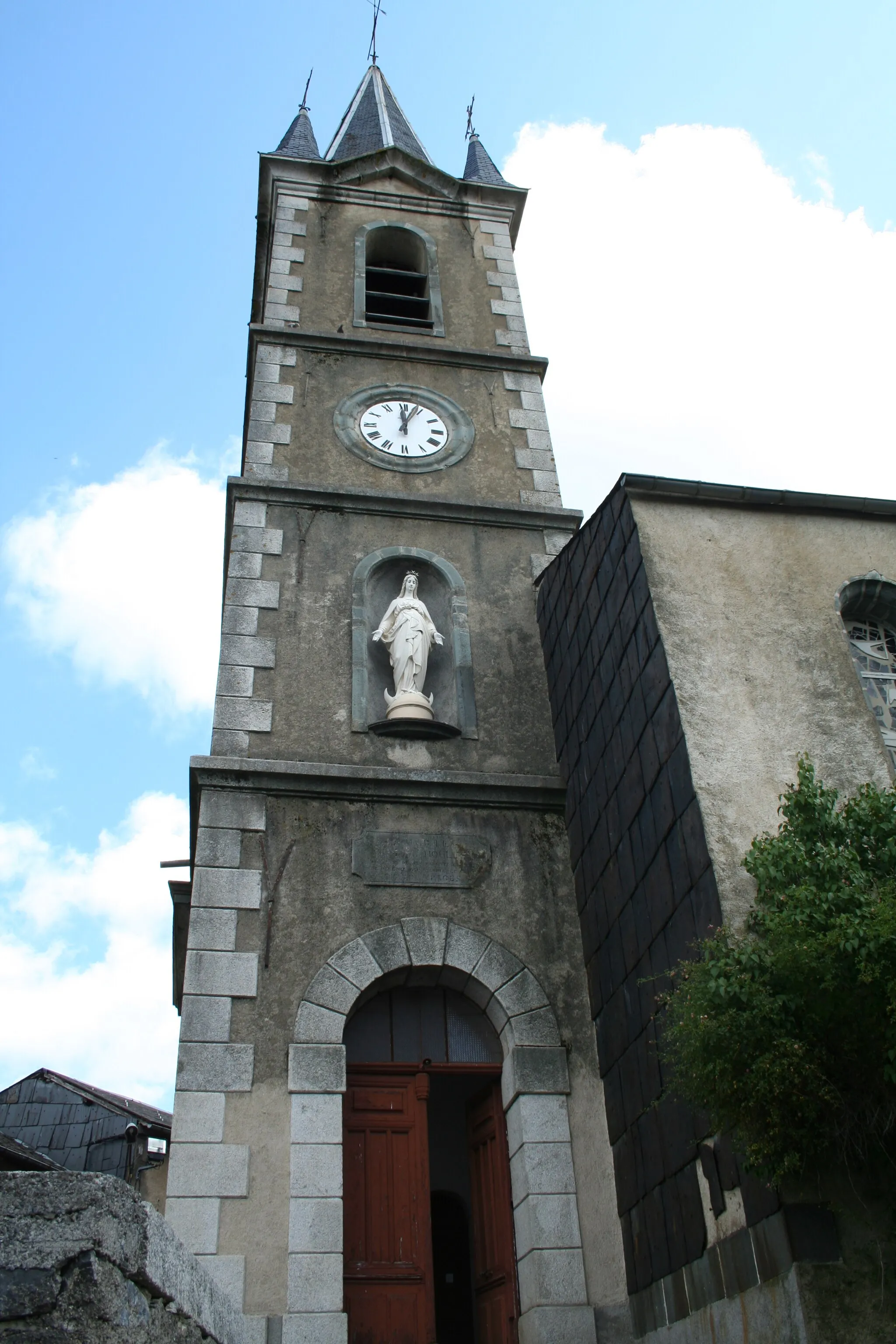 Photo showing: Viane (Tarn) - église Notre-Dame.