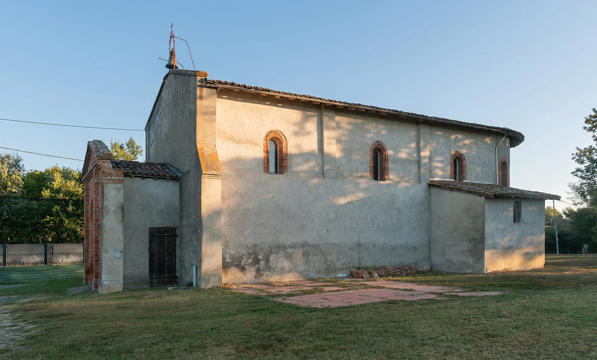 Photo showing: Chapel in Parayré, commune of Sainte-Foy-de-Peyrolières, Haute-Garonne, France