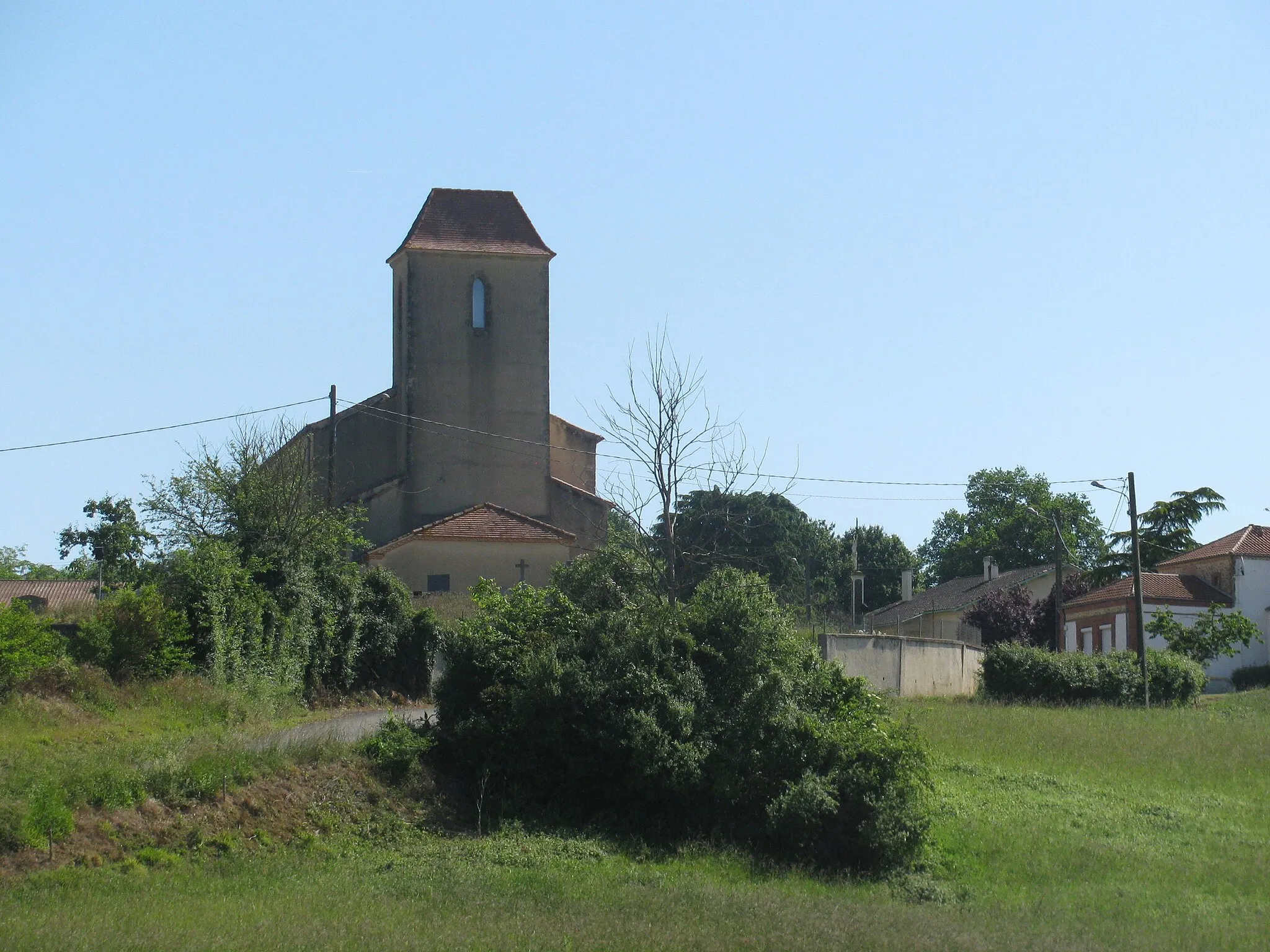 Photo showing: église Saint-Christophe d'Aurensan
