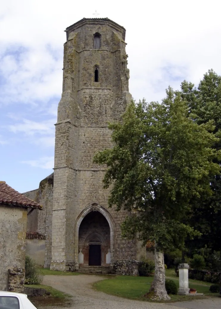 Photo showing: Churh of Bernede (France-Gers)