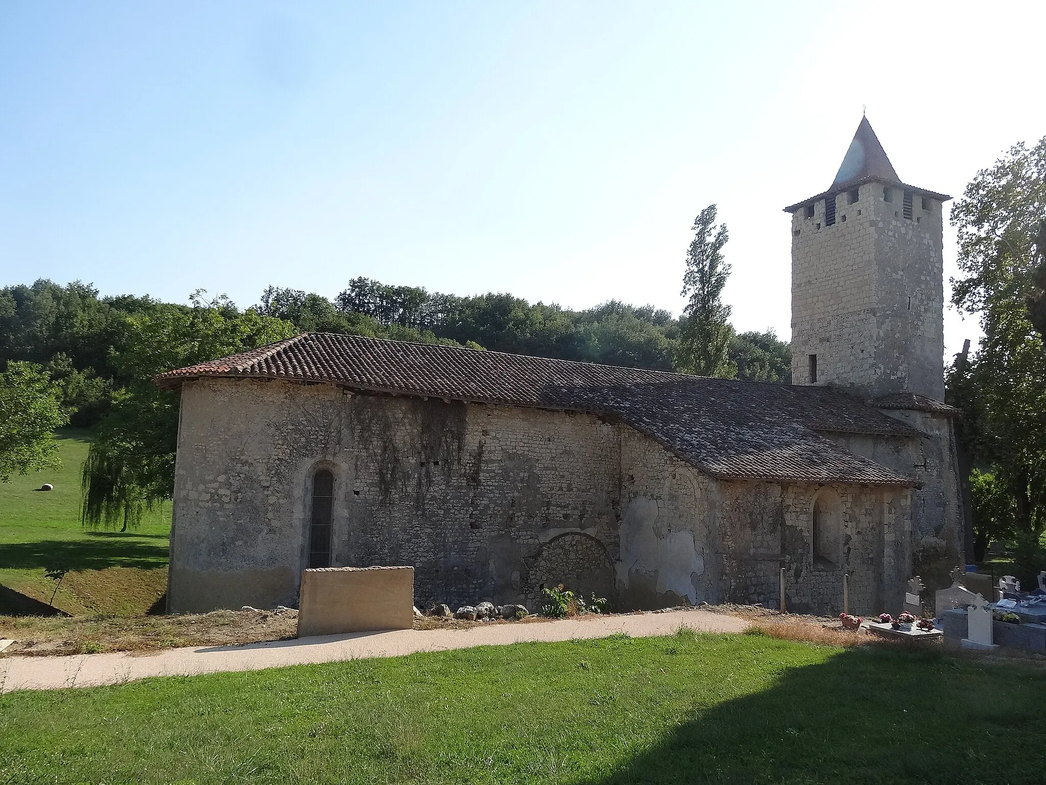 Photo showing: L'église Saint-Sauveur de Faget-Abbatial.