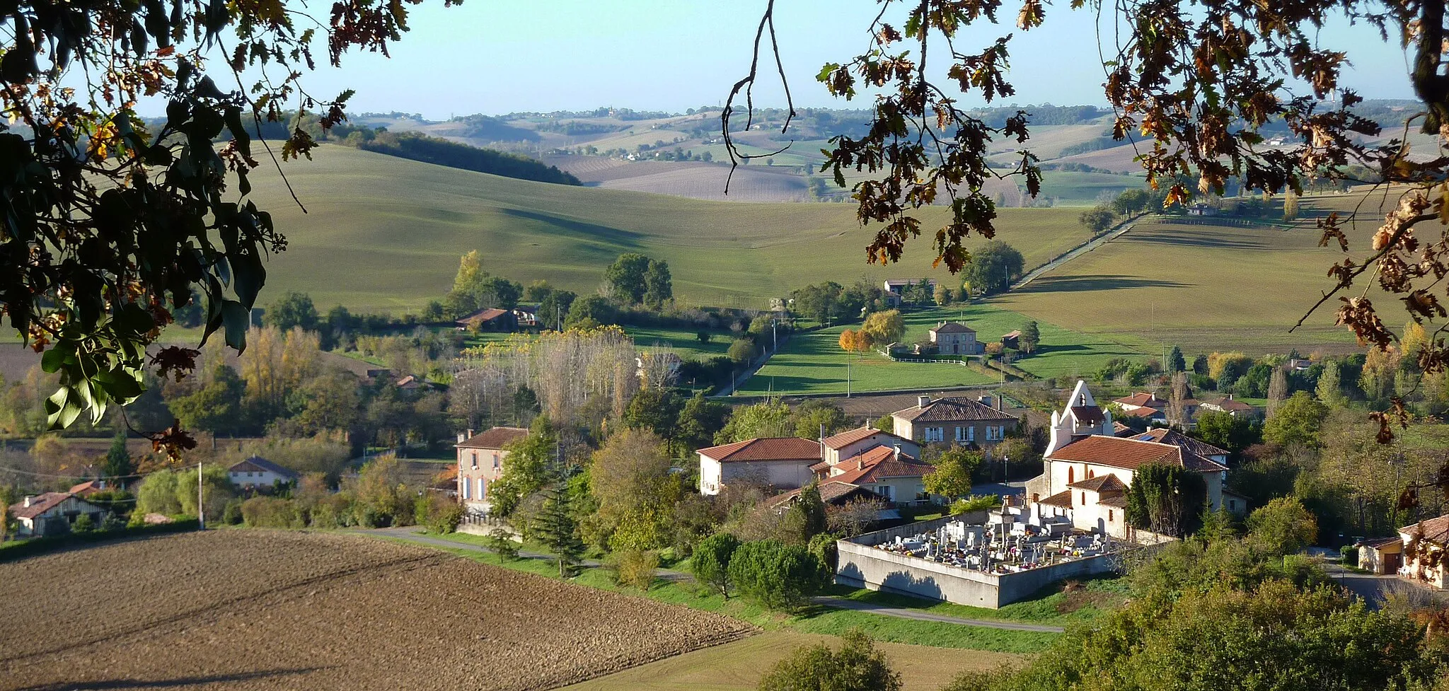 Photo showing: Village