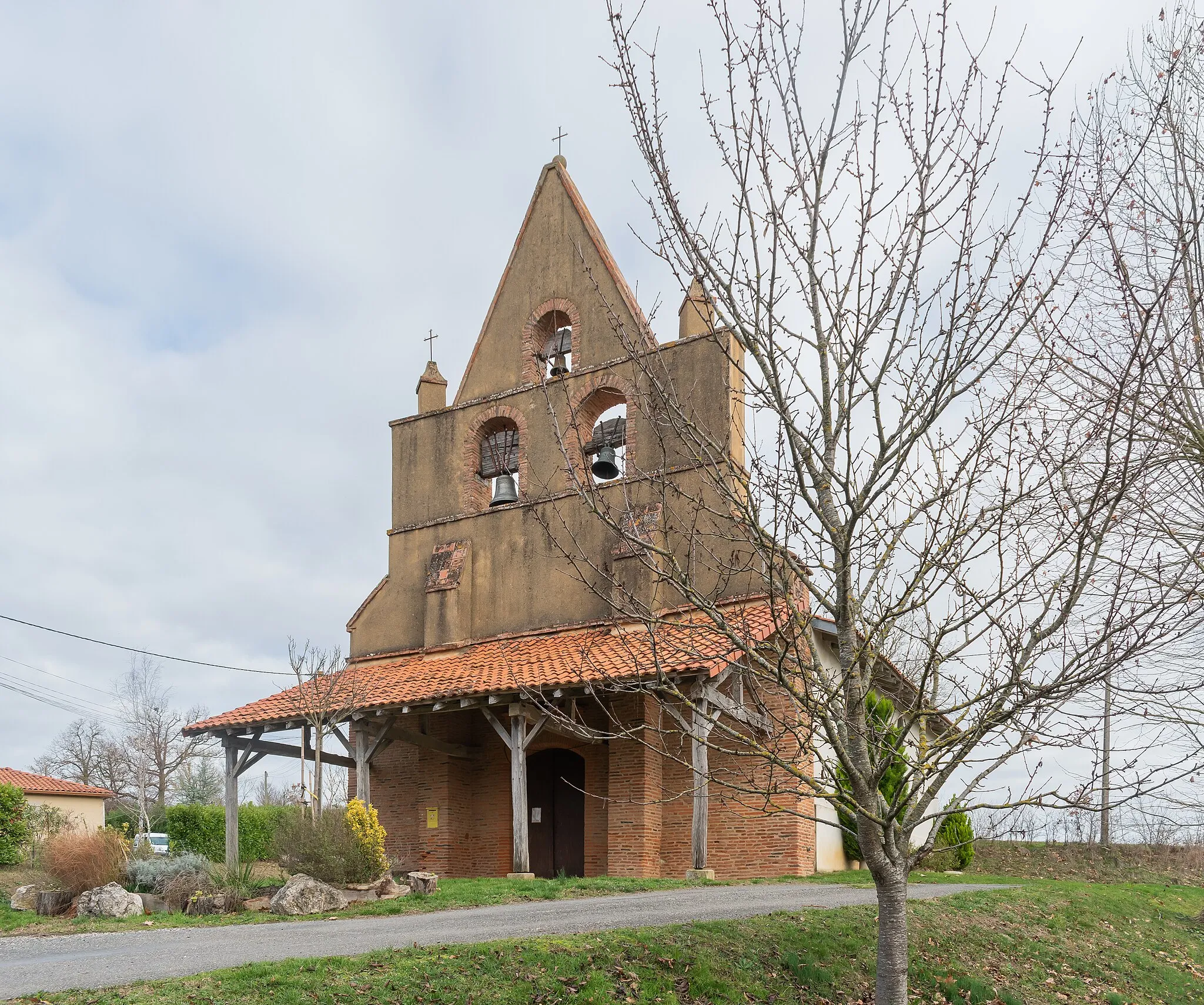 Photo showing: Saint Peter church in Amades, commune of Saint-Loube, Gers, France