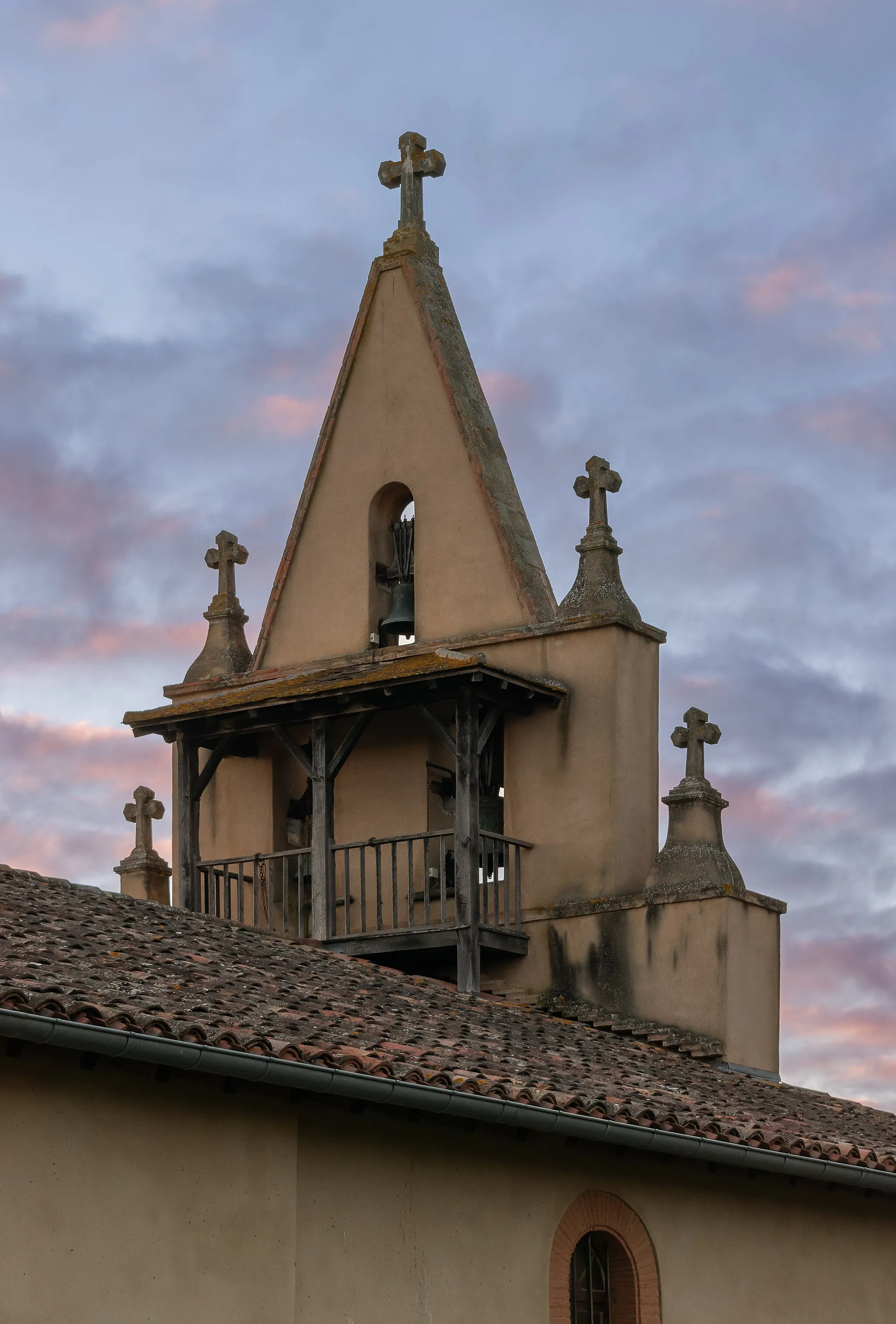 Photo showing: This building is inscrit au titre des monuments historiques de la France. It is indexed in the base Mérimée, a database of architectural heritage maintained by the French Ministry of Culture, under the reference PA00094743 .