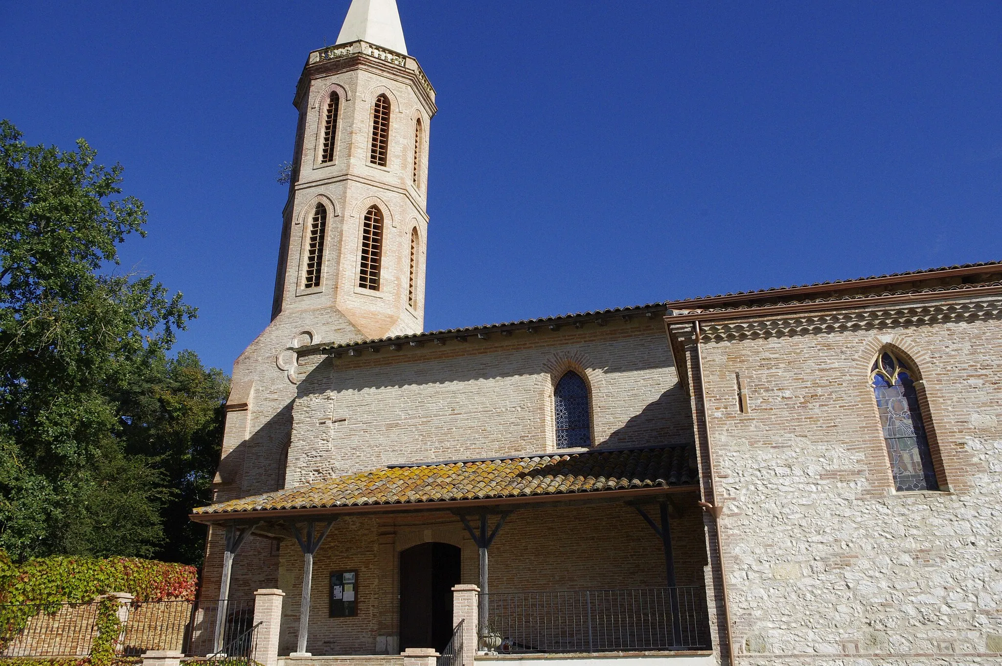 Photo showing: Monbrun, Gers, France. église