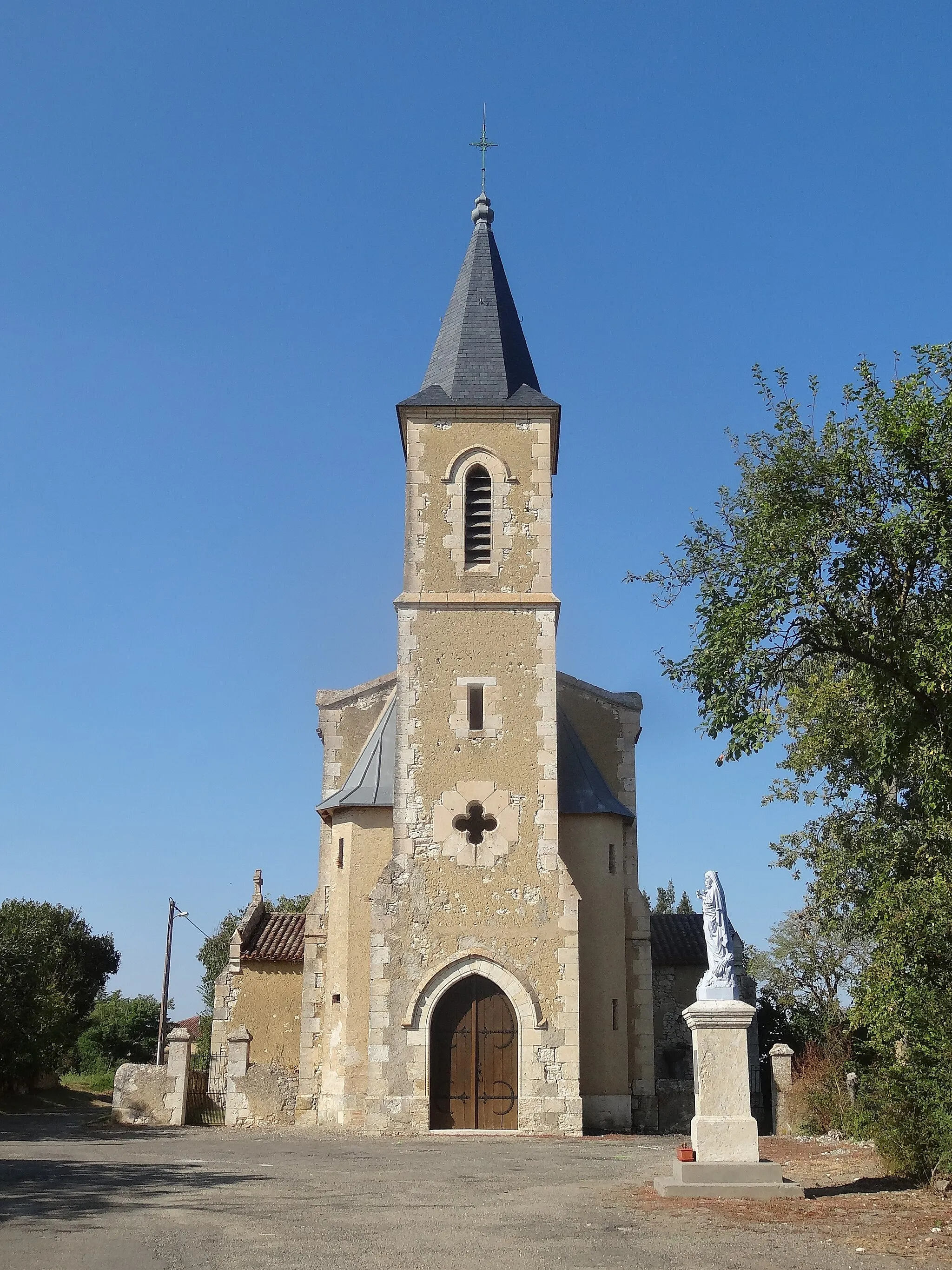 Photo showing: L'église de Bouvées‎.