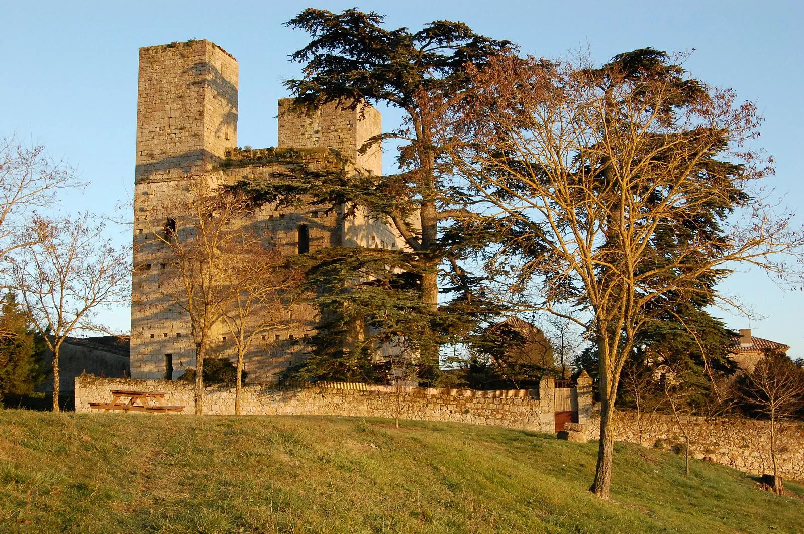 Photo showing: Sainte-Mère Castle, Gers, France