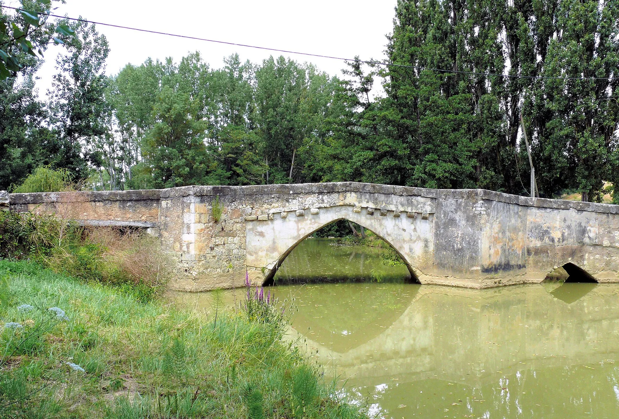 Photo showing: Pavie - Vieux pont