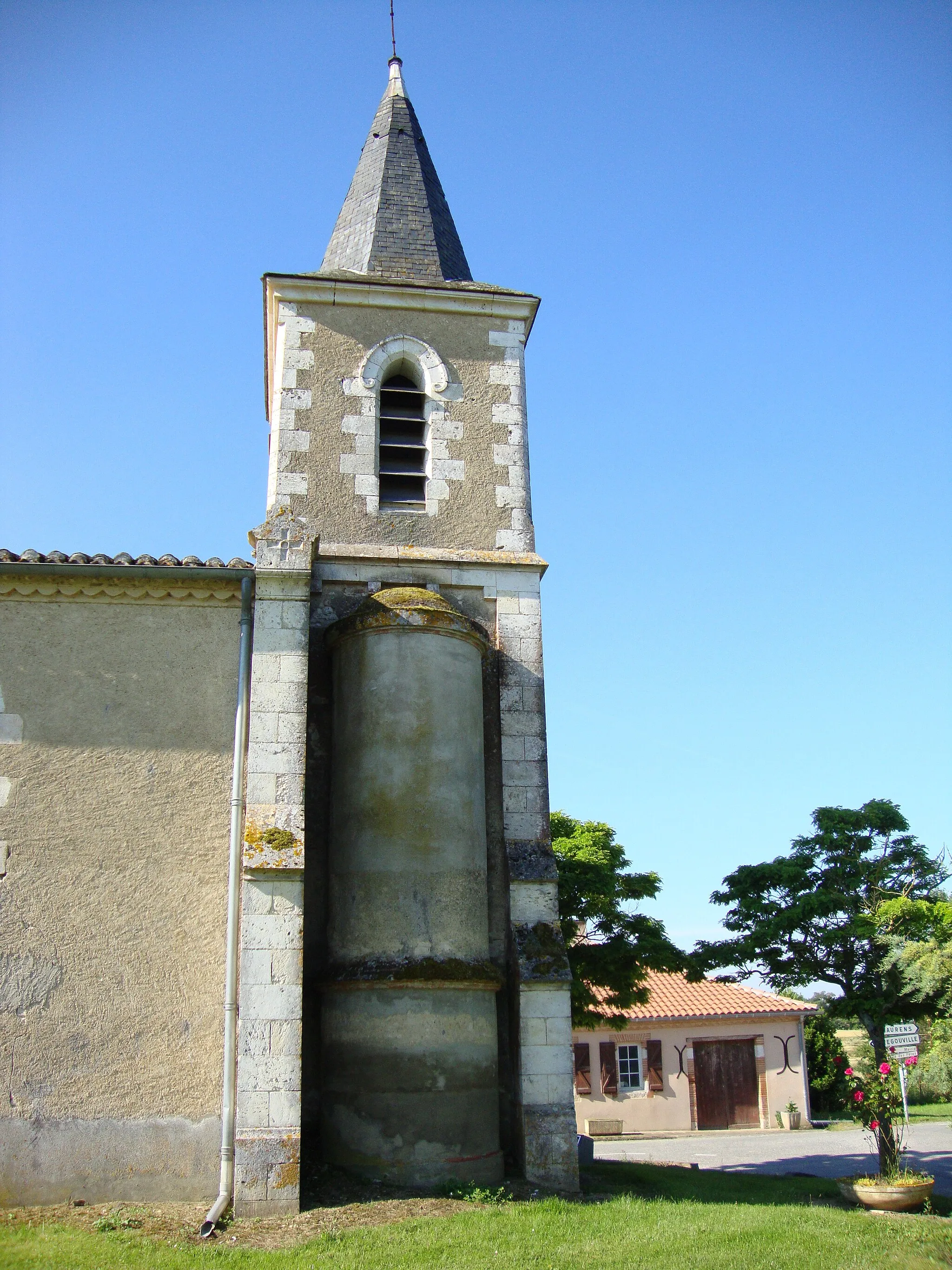 Photo showing: Giscaro (Gers, Fr) église, sa tour