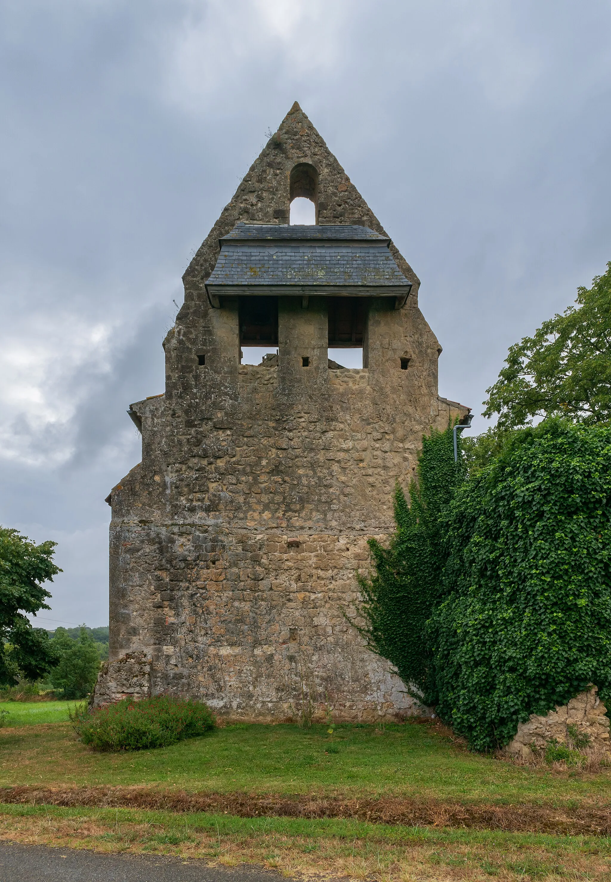 Photo showing: Saint James the Greater church in Idrac-Respaillès, Gers, France