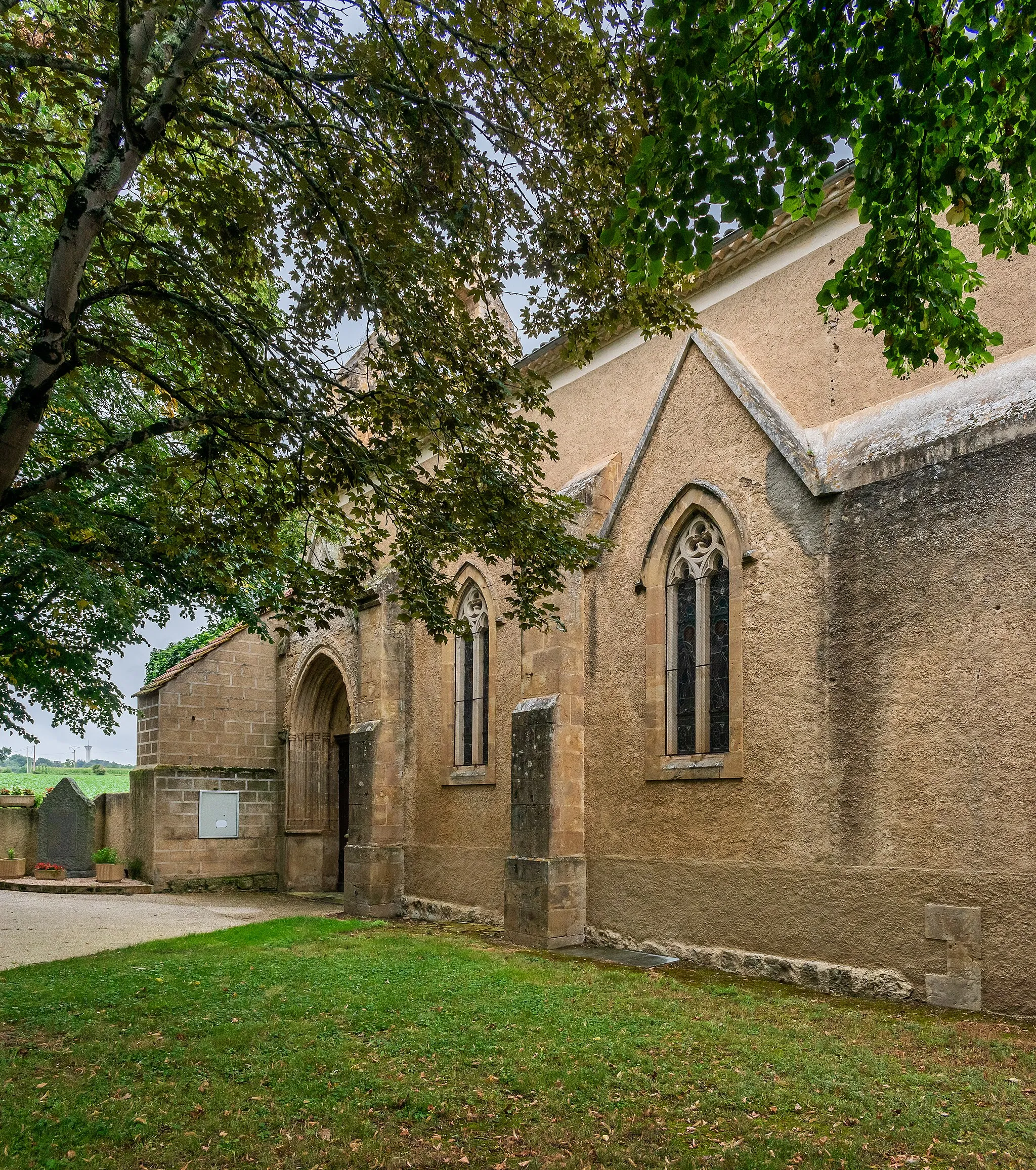 Photo showing: Saint James the Greater church in Idrac-Respaillès, Gers, France