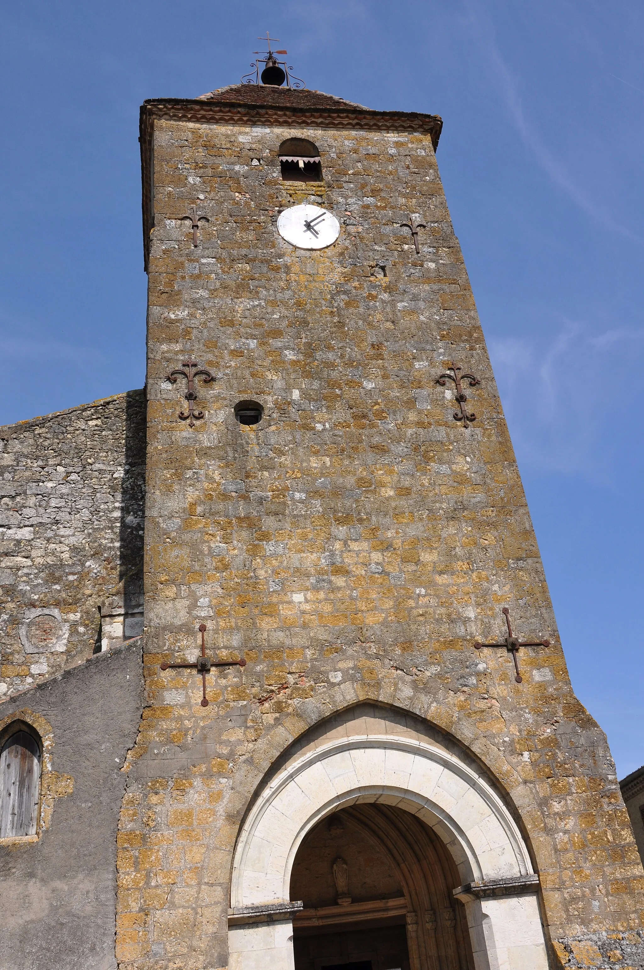 Photo showing: église