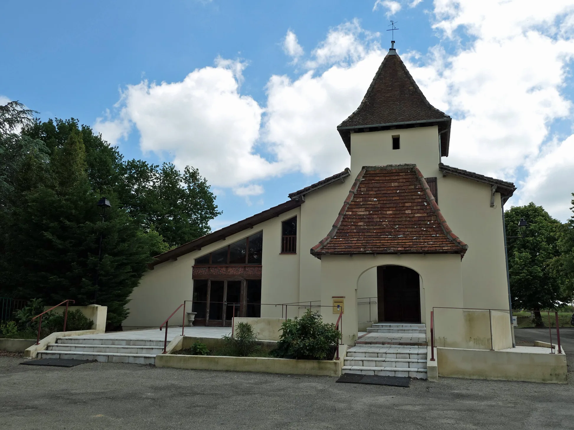 Photo showing: Église Saint-Clair de Mormès