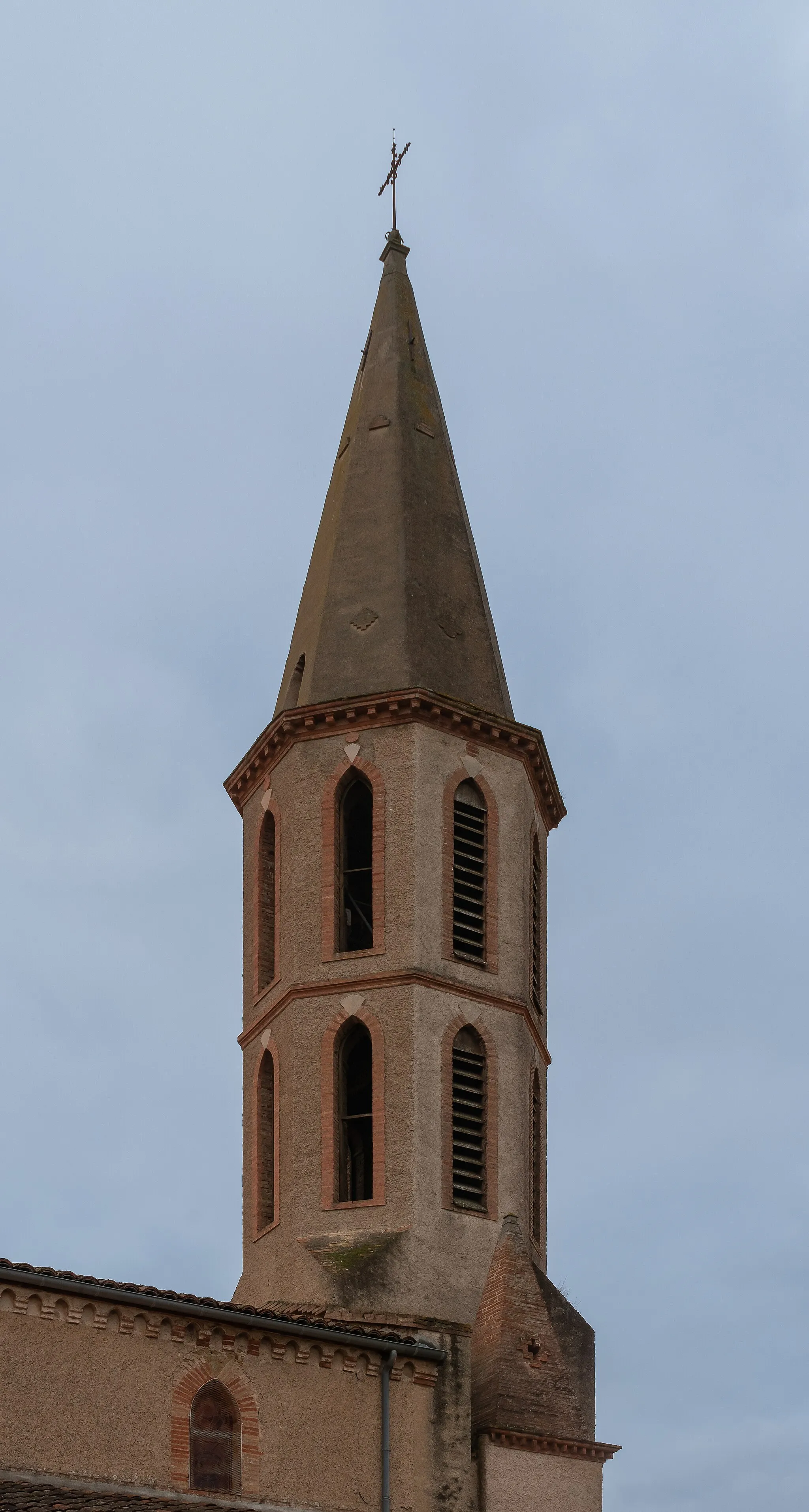 Photo showing: Bell tower of the Saint Quiteria church in Marestaing, Gers, France