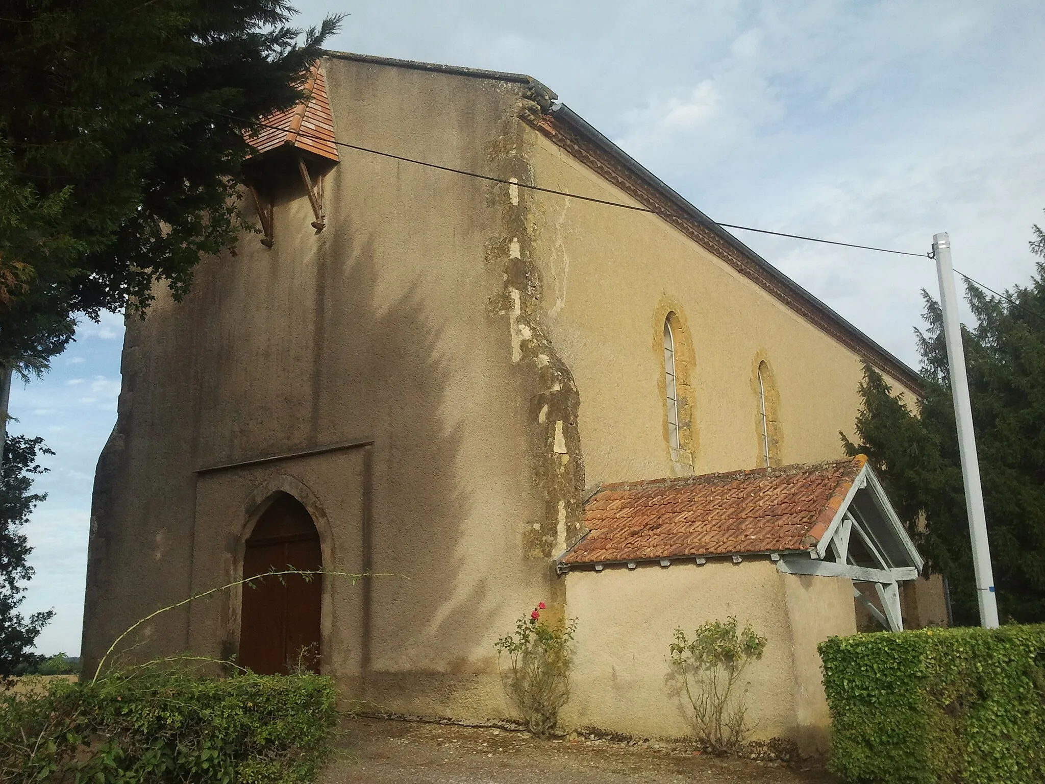 Photo showing: L'église Sainte-Anne à Pouy-Loubrin