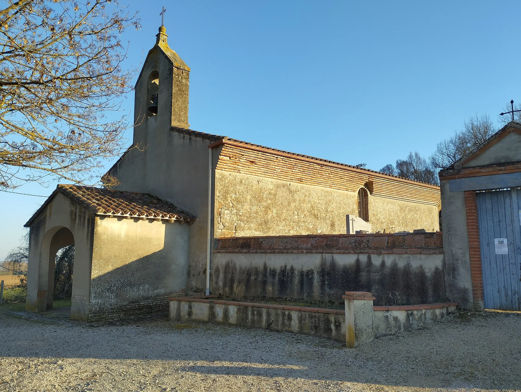 Photo showing: Église Saint-Pierre-aux-Liens dite du Tap d'Albefeuille