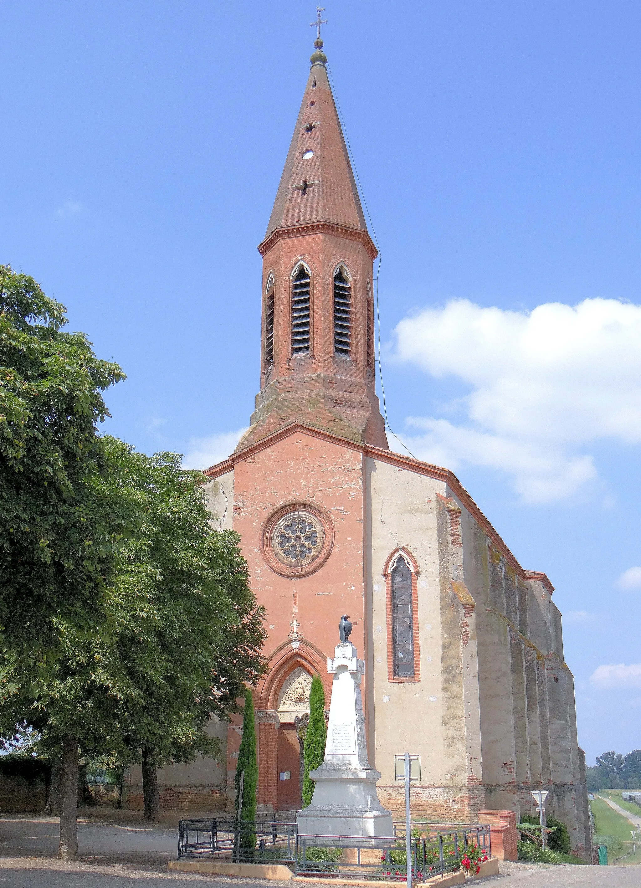 Photo showing: Castelferrus - Église Notre-Dame-des-Sept-Douleurs