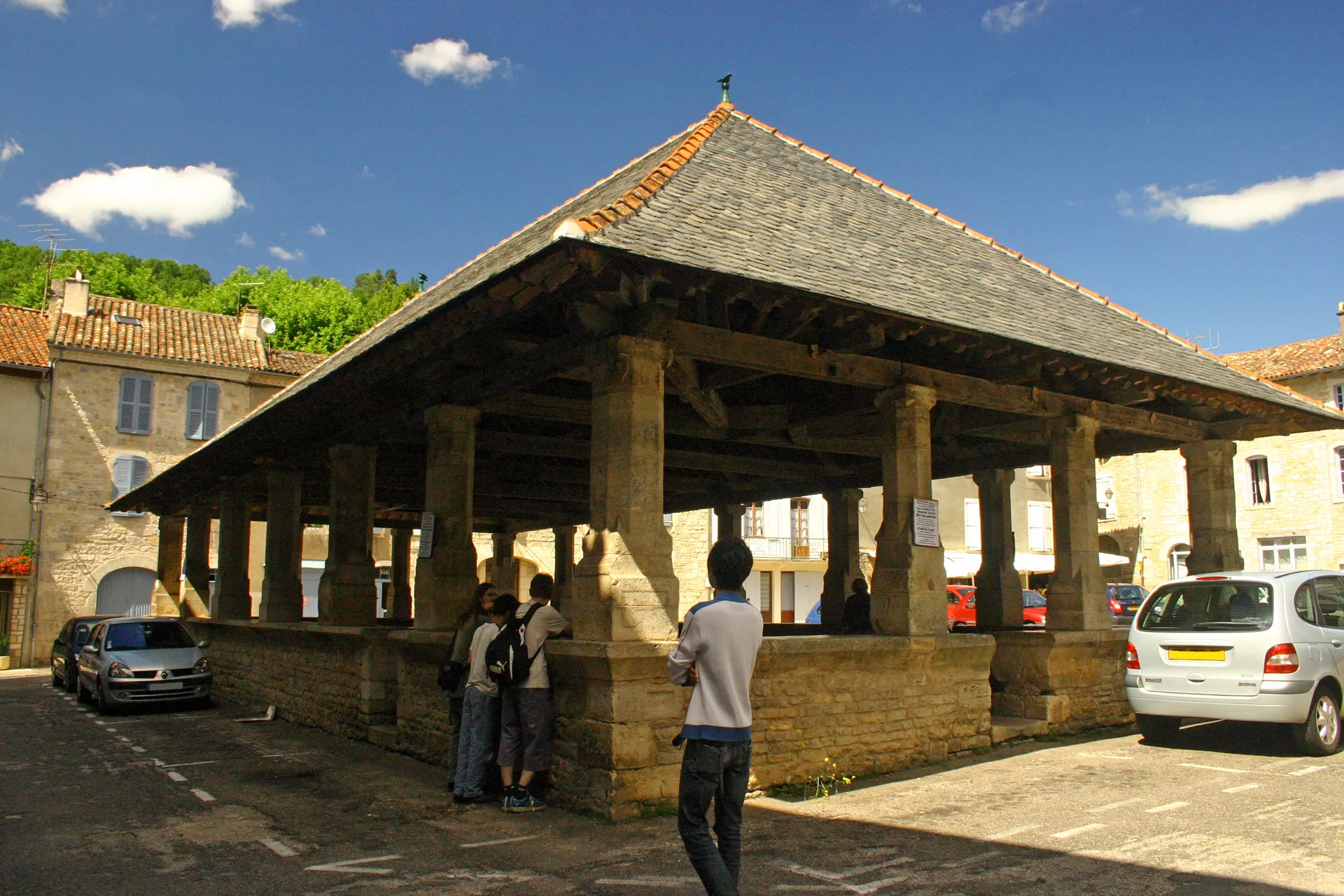 Photo showing: Halles de Caylus (Tarn-et-Garonne, France).