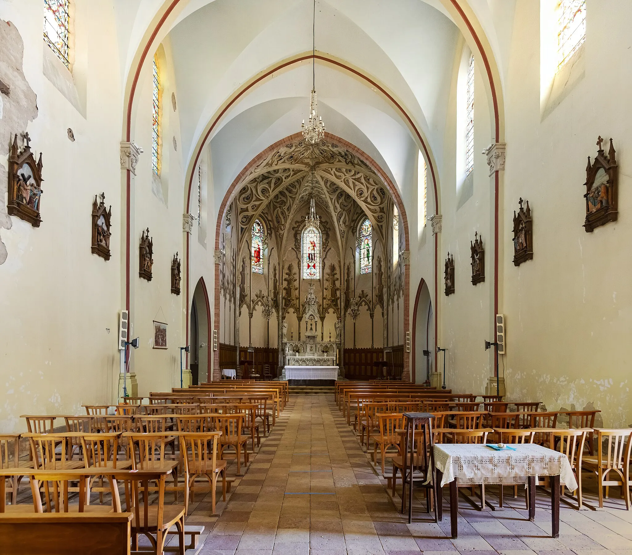 Photo showing: Orgueil - Saint Ferréol Church - Seen from inside the church.