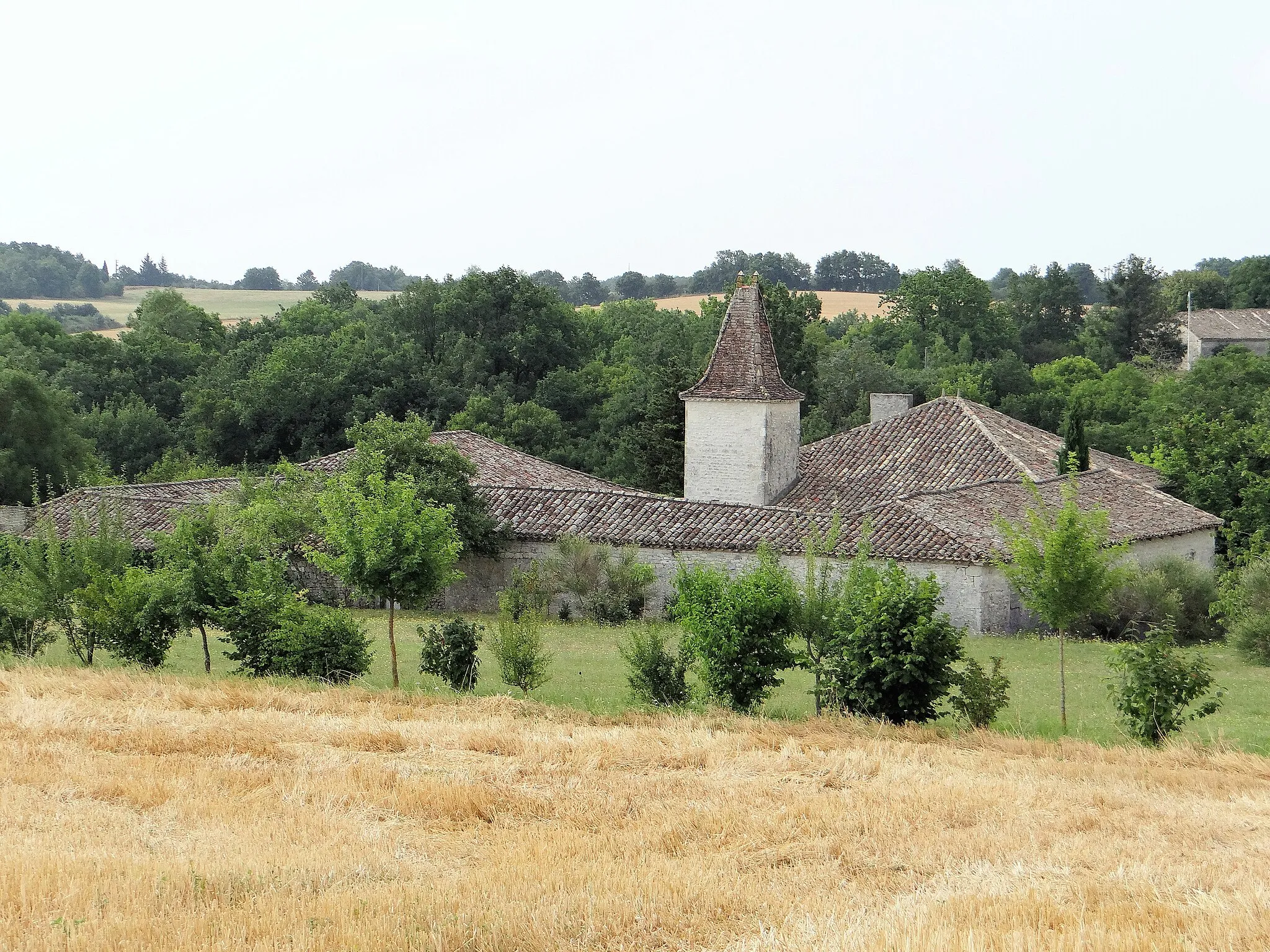 Photo showing: Belvèze - Ferme de Ratelle - Vue générale