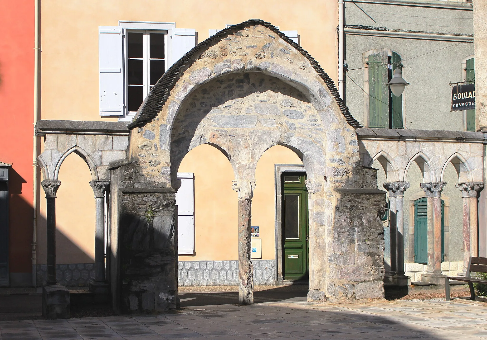 Photo showing: Église Saint-Jean de Bagnères-de-Bigorre (Hautes-Pyrénées)