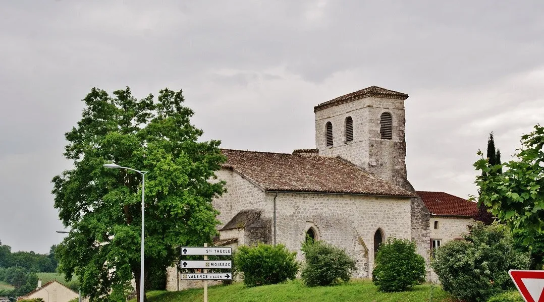 Photo showing: église St Pierre