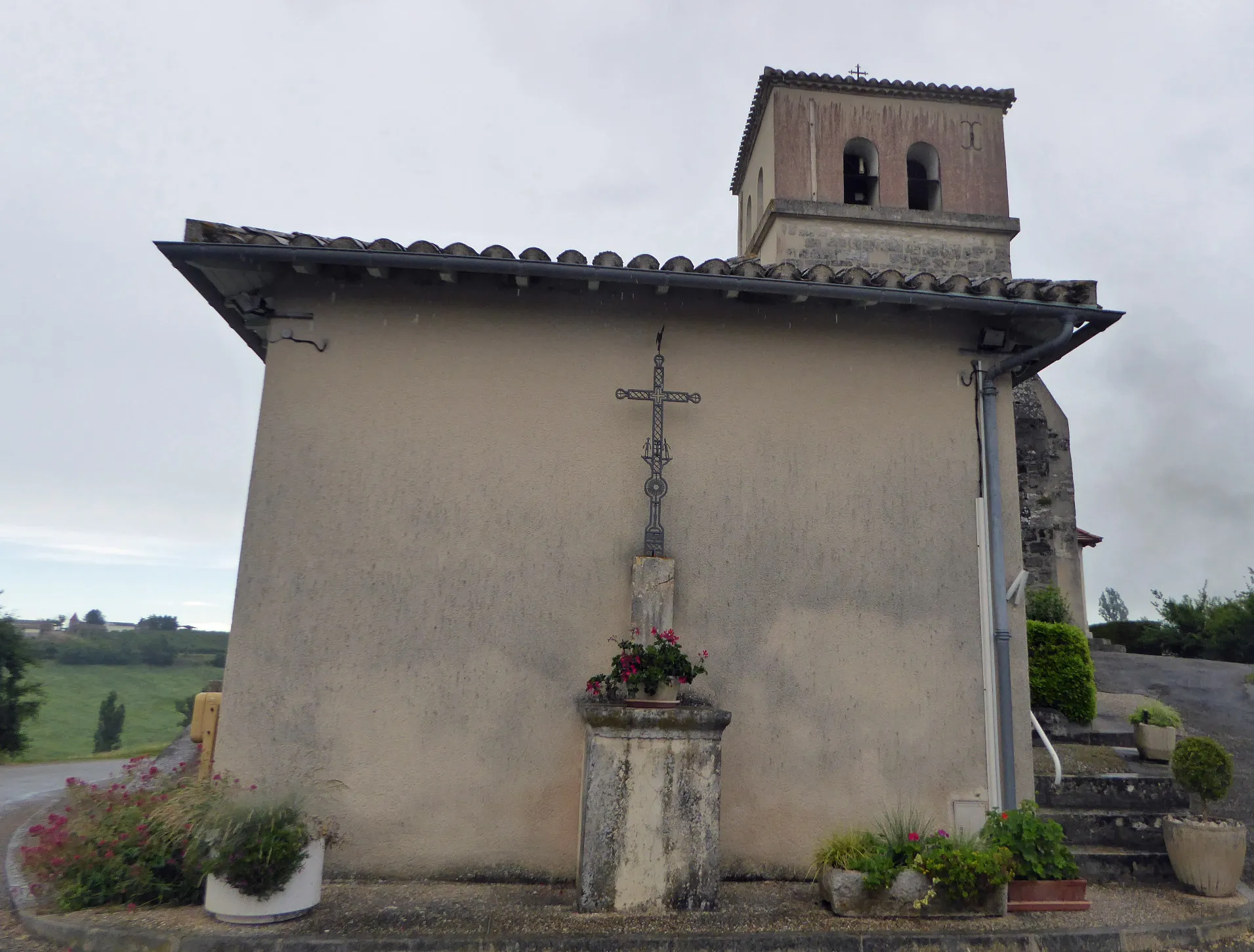 Photo showing: Église Saint-Jean-Baptiste de Montfermier