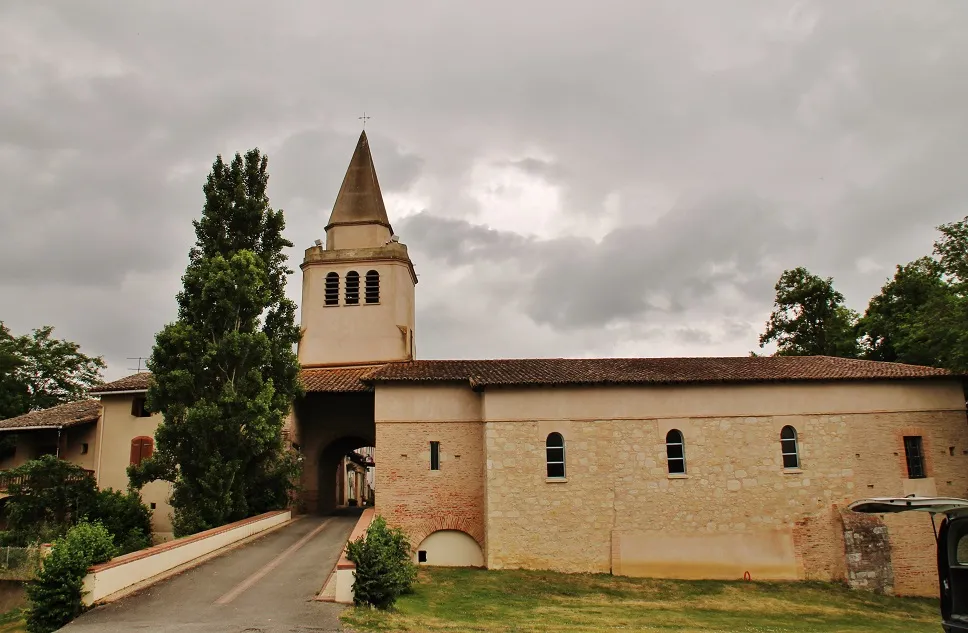 Photo showing: église St Gervais St Protais