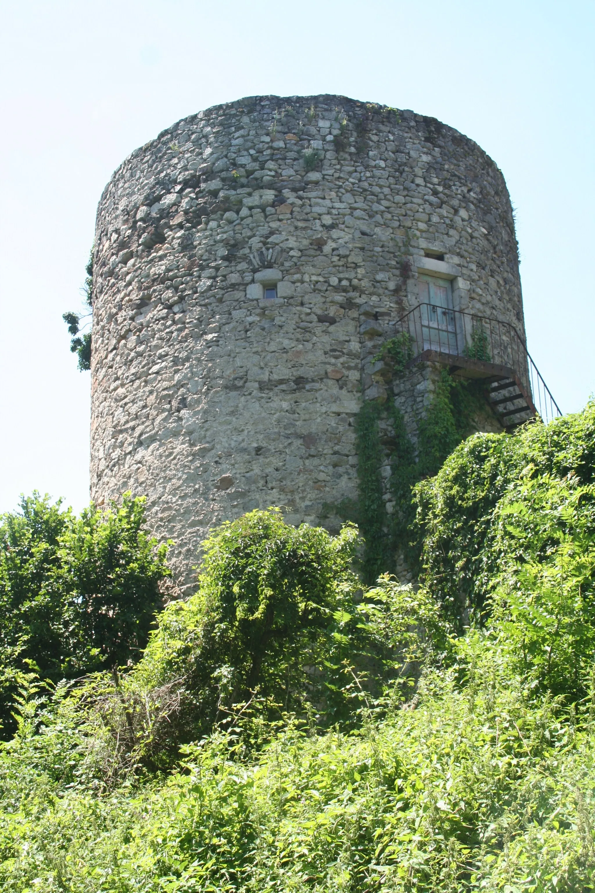 Photo showing: Ferrières (Tarn) - tour du château