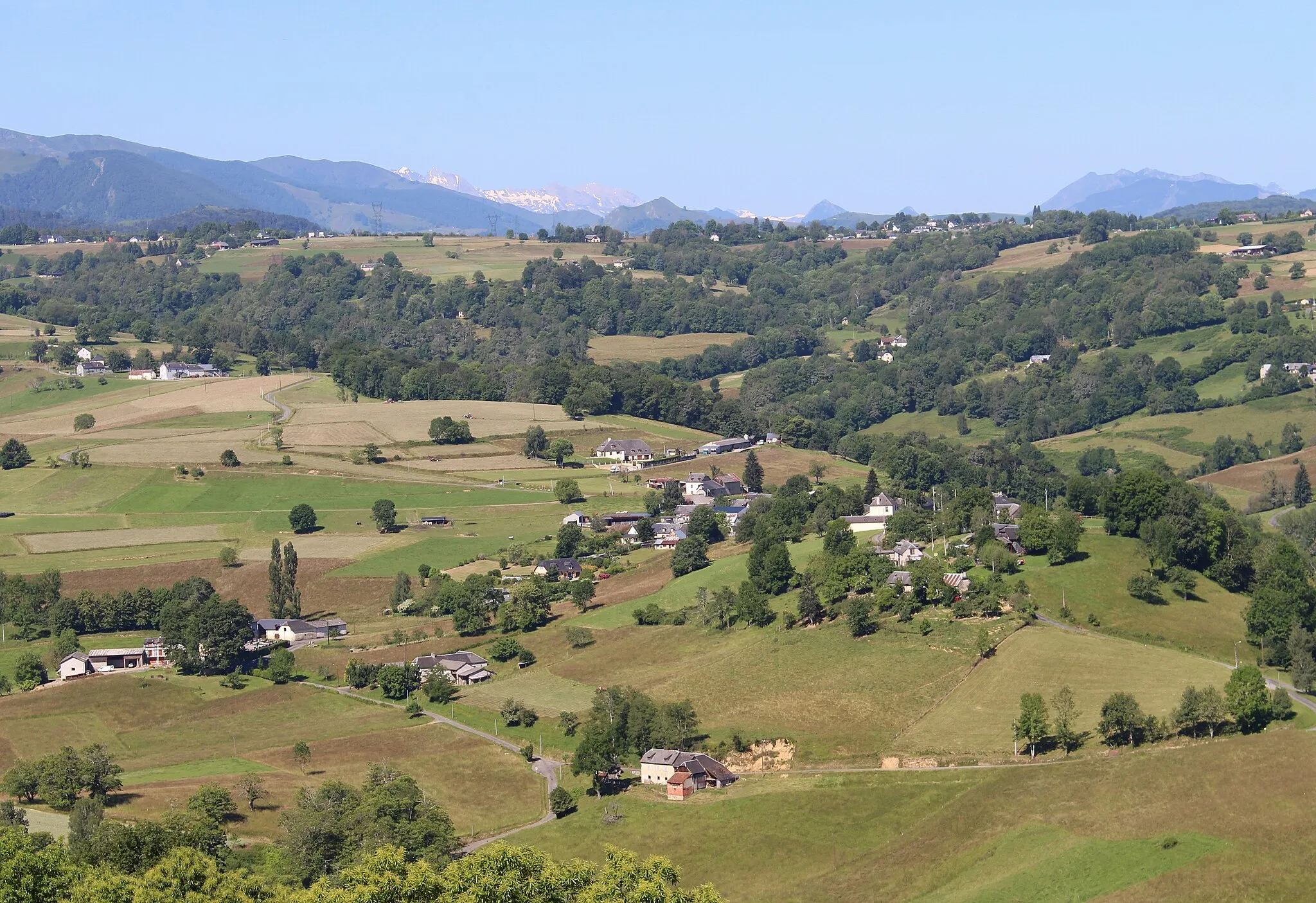 Photo showing: Argelès-Bagnères (Hautes-Pyrénées)