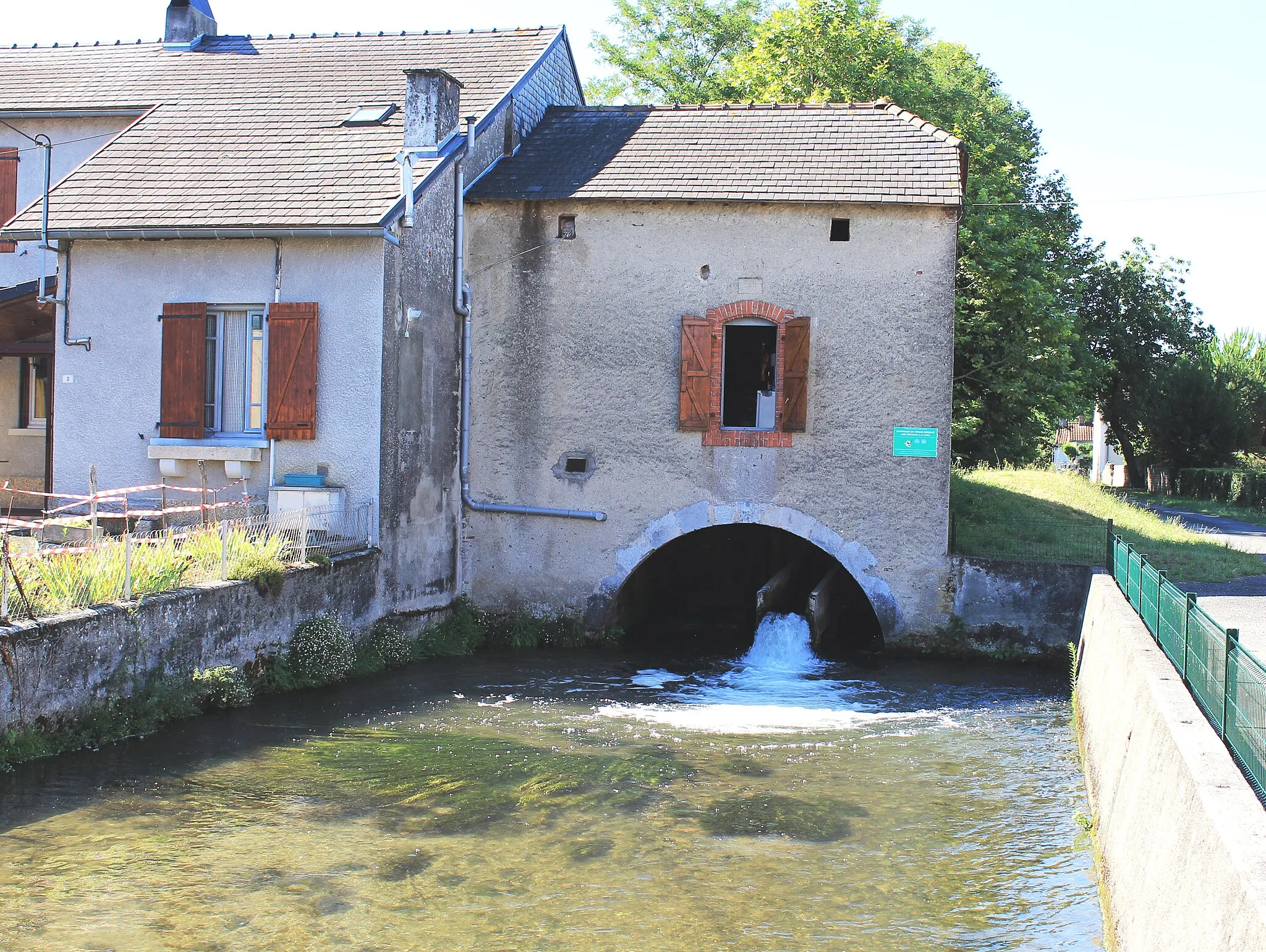 Photo showing: Moulin d'Aurensan (Hautes-Pyrénées)