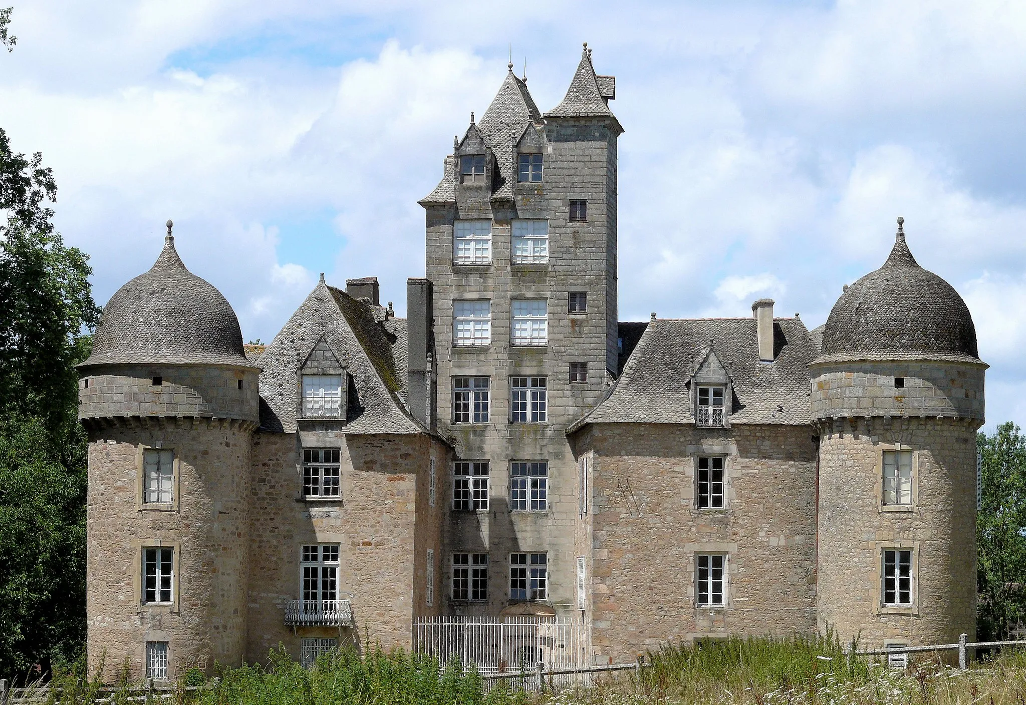 Photo showing: Château d'Aynac