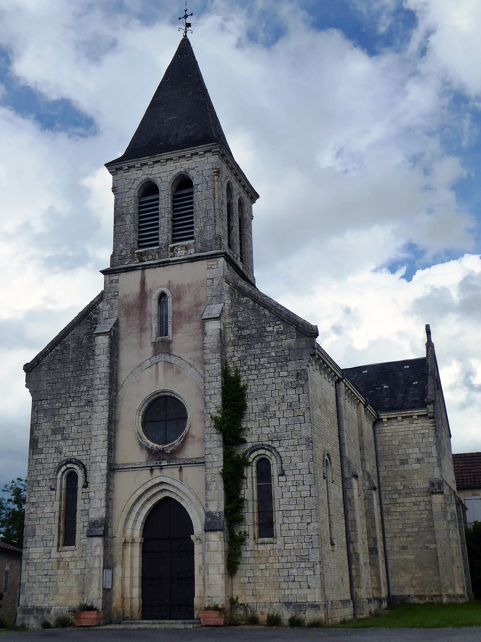 Photo showing: Église Notre-Dame-de-la-Nativité de Cremps