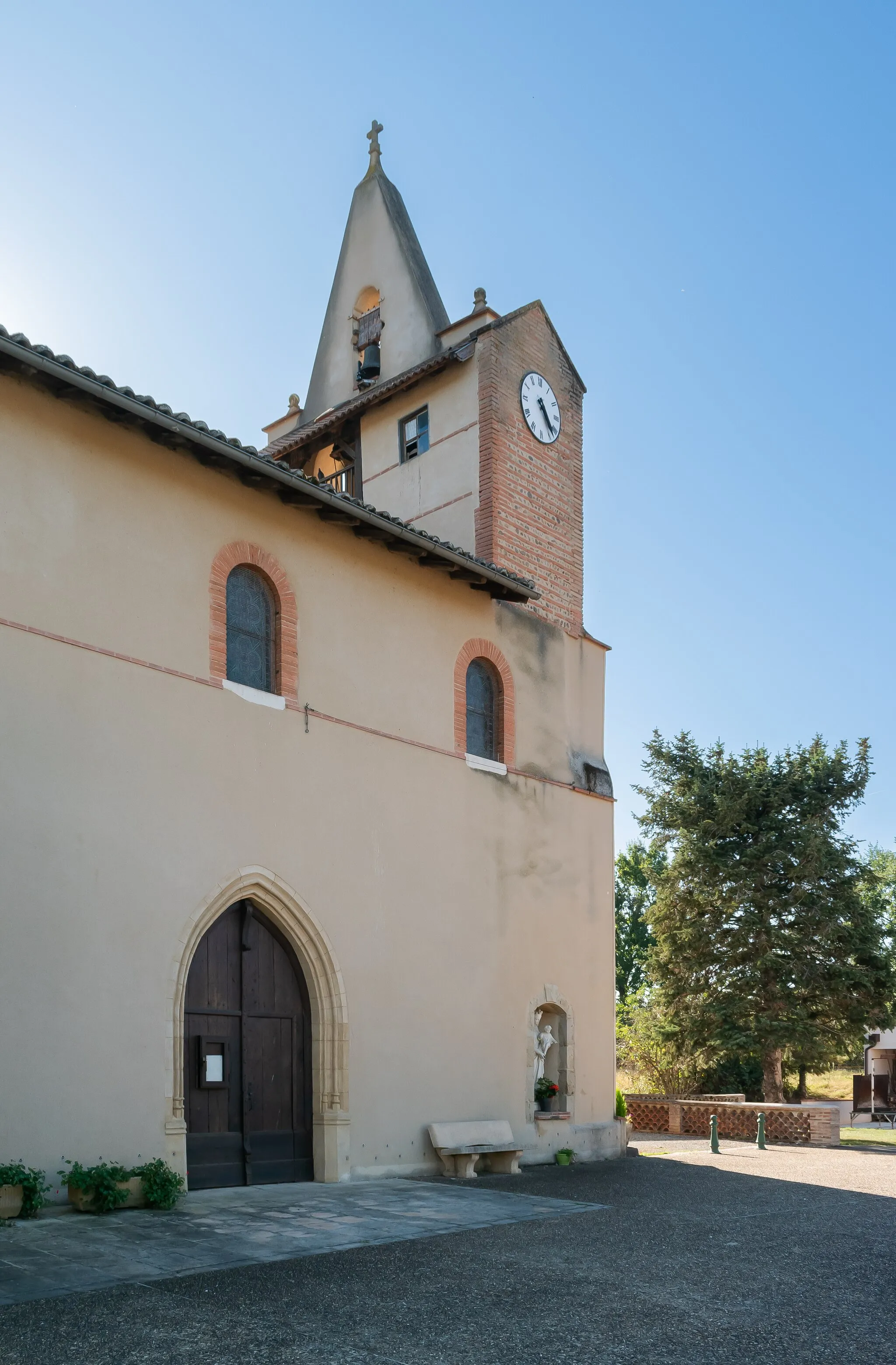 Photo showing: Assumption church in Anan, Haute-Garonne, France