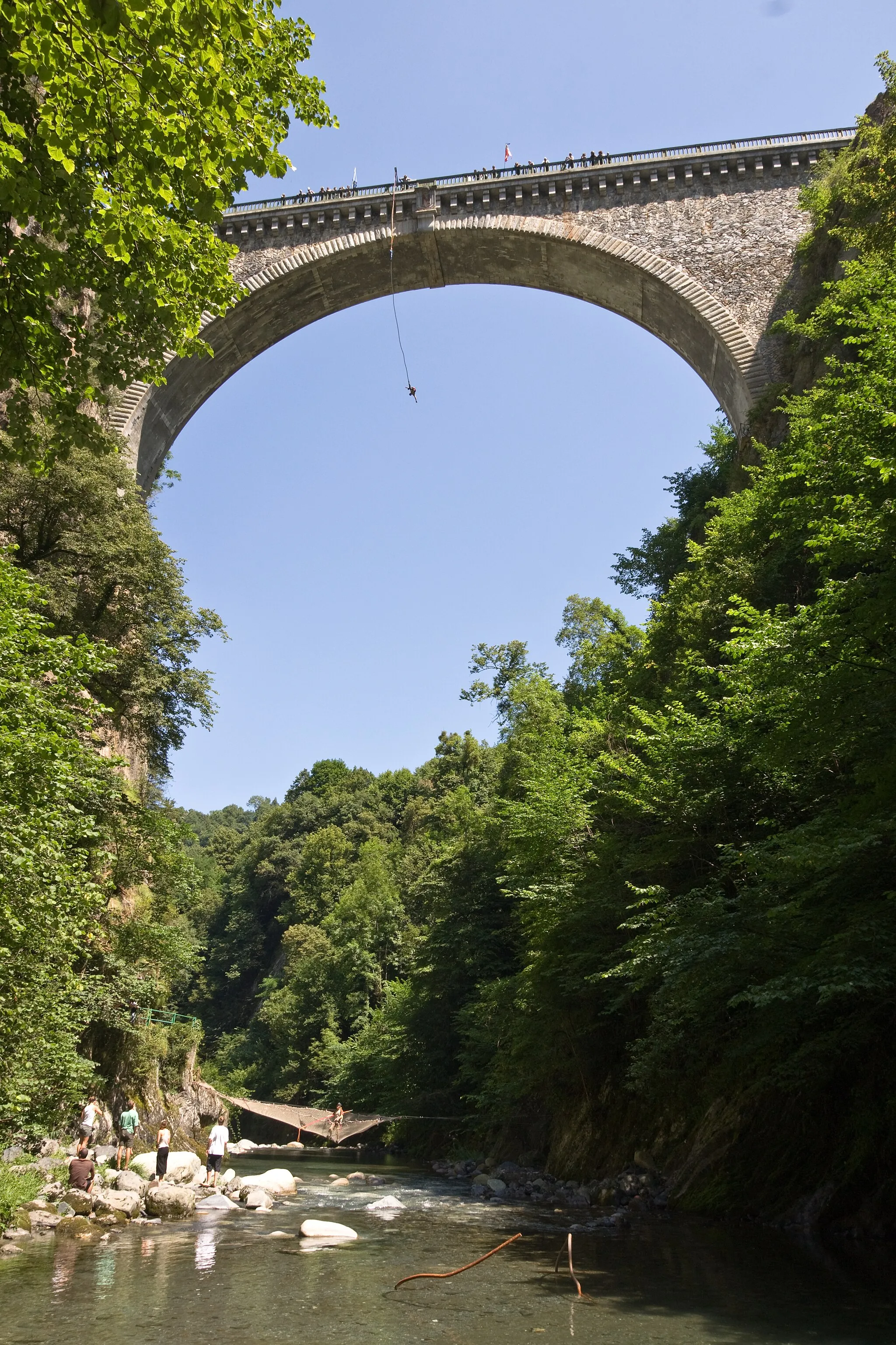 Photo showing: Luz Saint Sauveur (Hautes Pyrénées) - Pont Napoléon