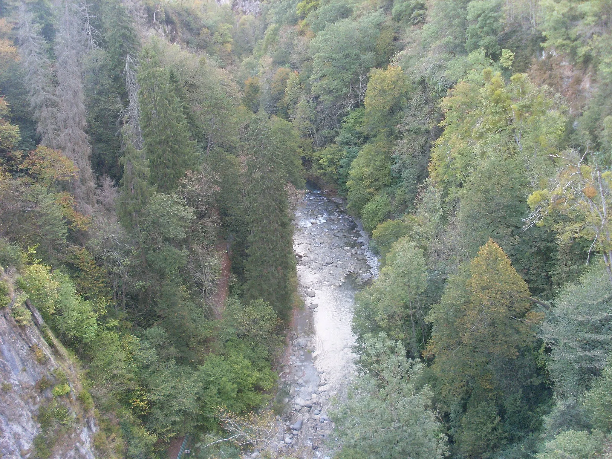 Photo showing: La vallée du Gave de Pau vu du Pont Napoléon