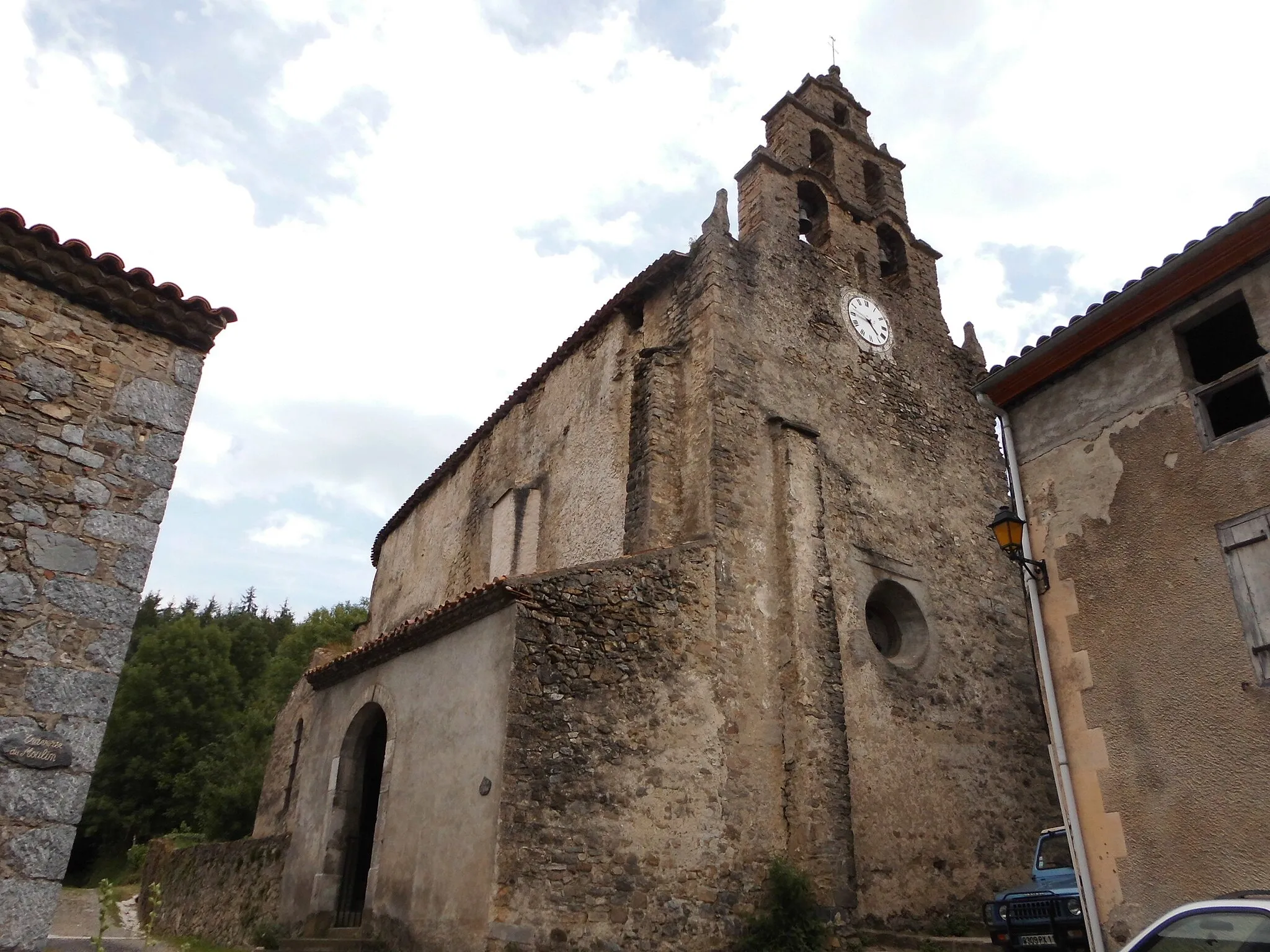 Photo showing: This building is indexed in the base Mérimée, a database of architectural heritage maintained by the French Ministry of Culture, under the reference PA00102761 .