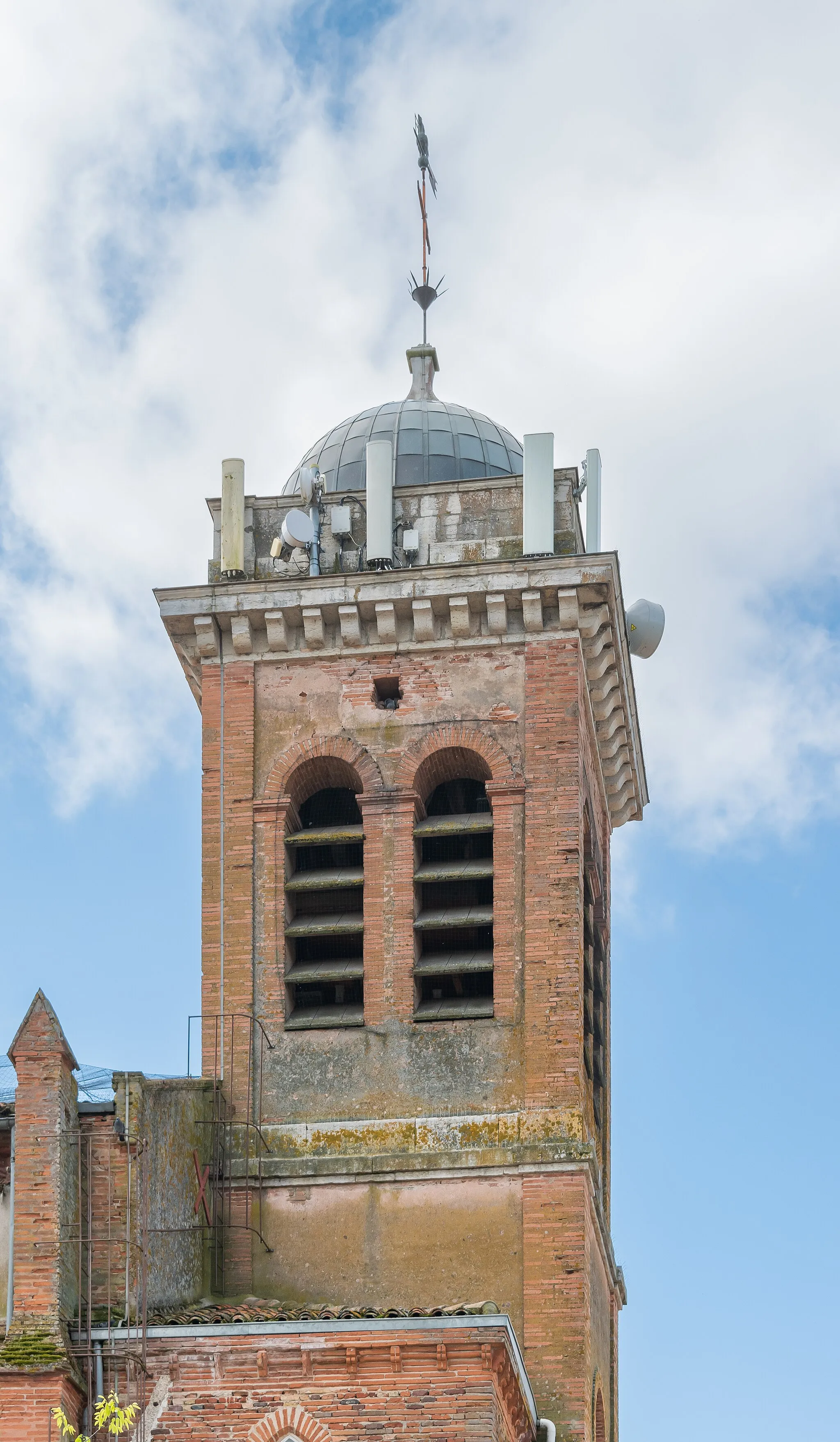 Photo showing: Saint John the Baptist church in Réalville, Tarn-et-Garonne, France